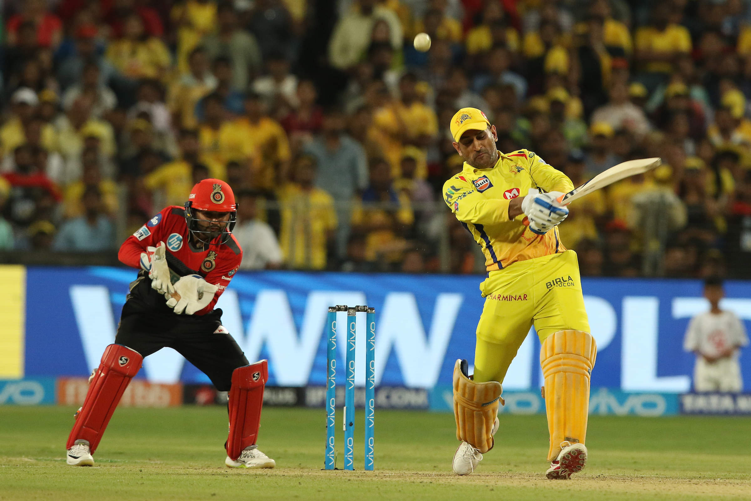 3 Times MS Dhoni Owned RCB In Indian Premier League