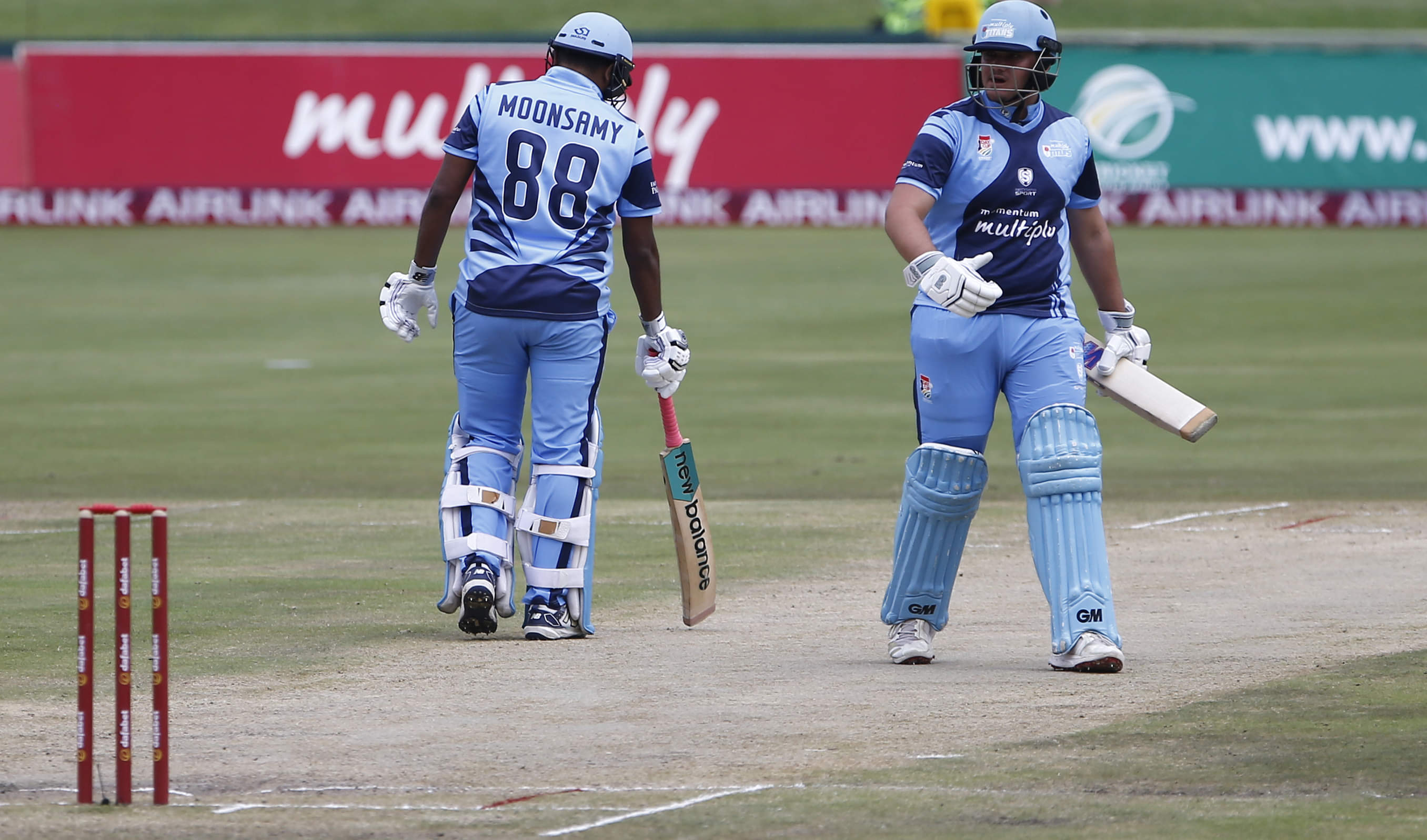 South Africa's Sensational 18-Year-Old SMASHES FIVE SIXES IN A ROW