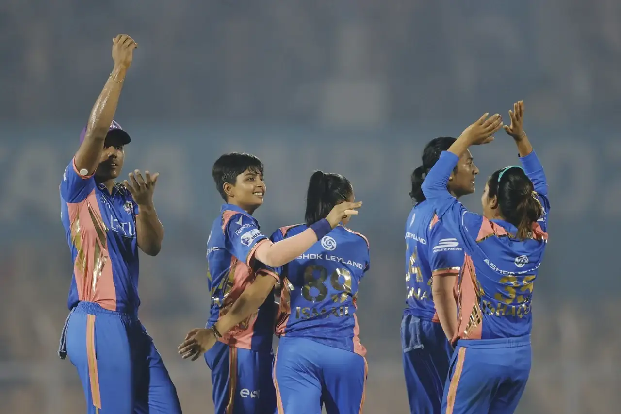 WPL 2025: फाइनल में दिल्ली से भिड़ेगी मुंबई इंडियंस, एलिमिनेटर मुकाबले में गुजरात को दी भारी शिकस्त