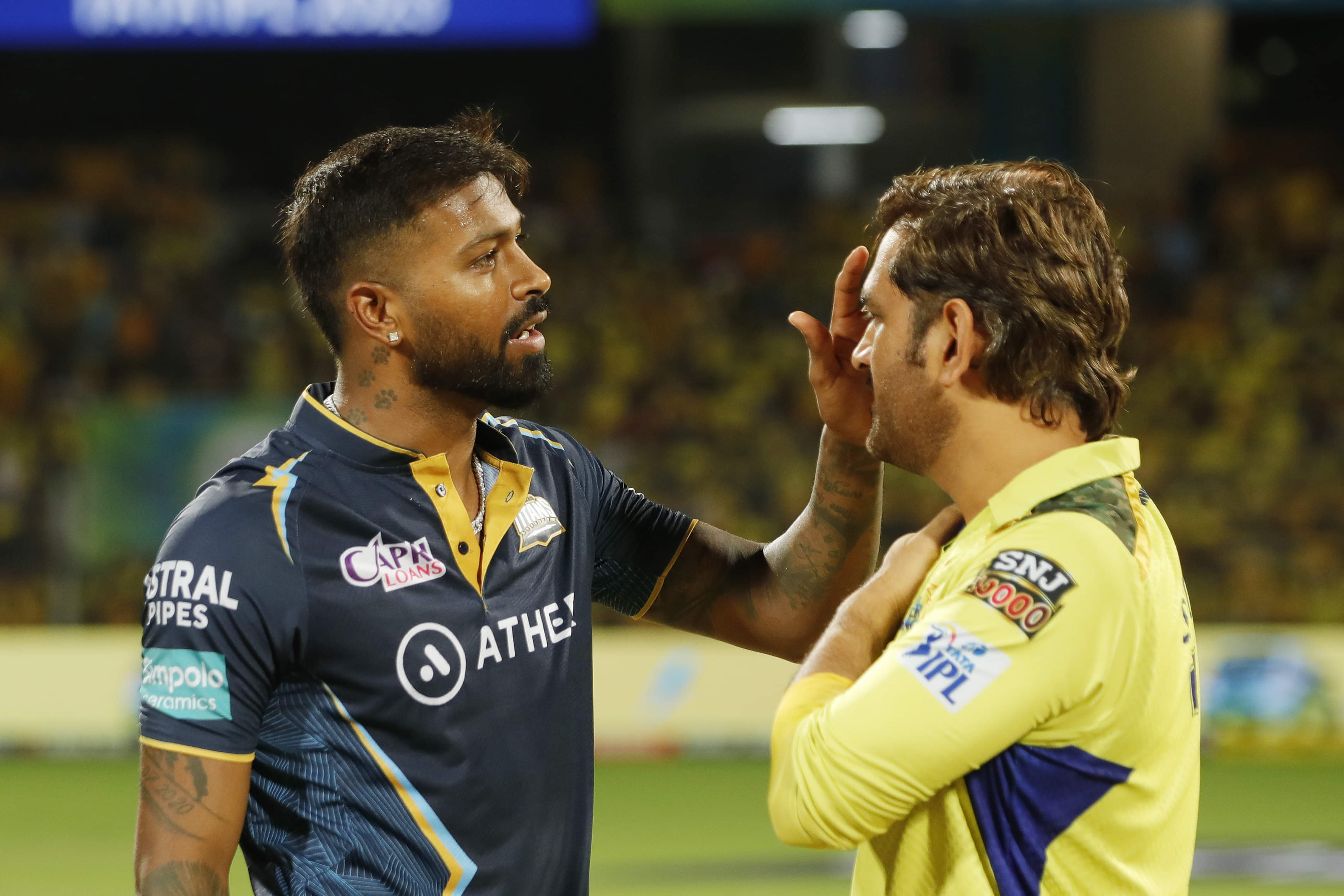 WATCH: Hardik Pandya Greets MS Dhoni With A Longgg... Hug