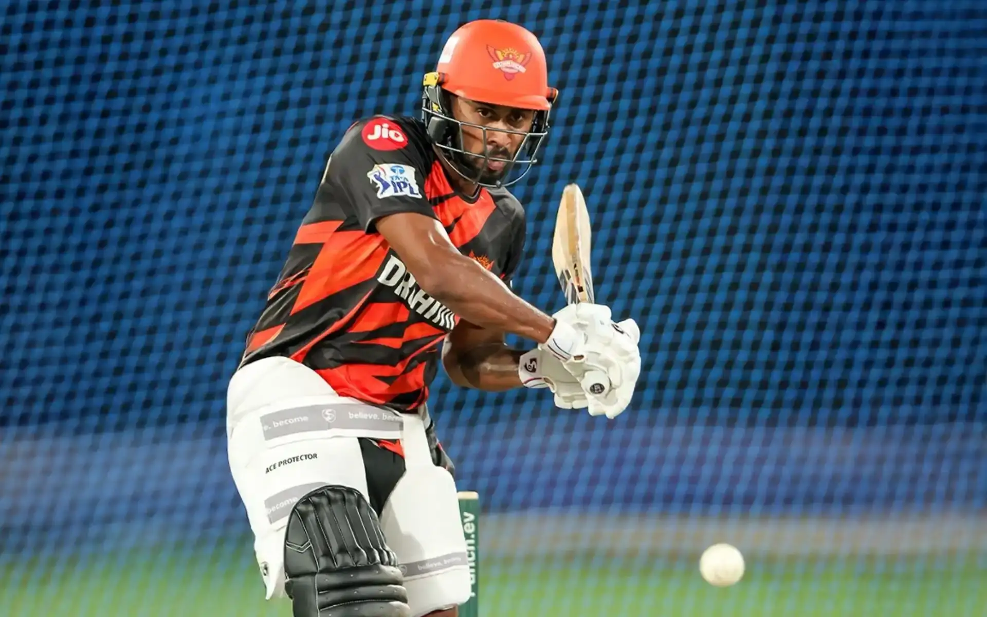 More Batting Security? Kamindu Mendis Makes IPL Debut For SRH