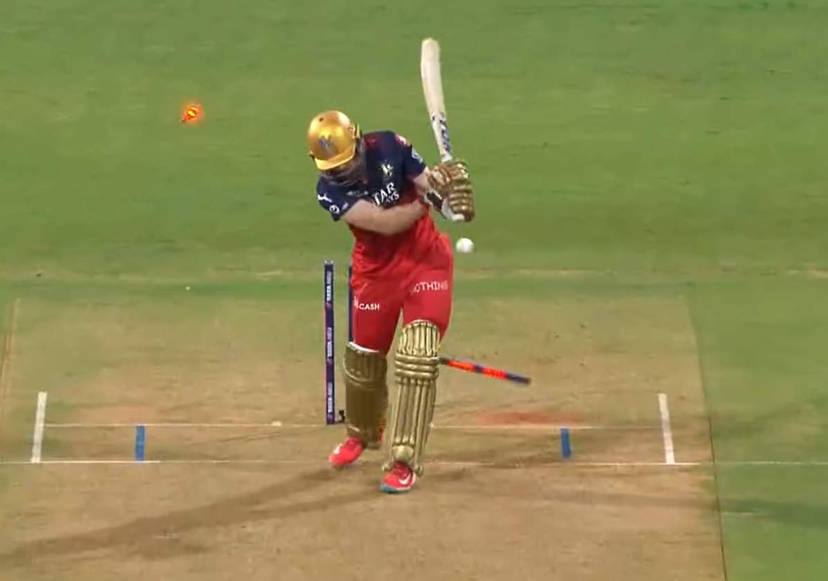 WATCH: Trent Boult DESTROYS Phil Salt’s Stumps After Getting Hit For Four