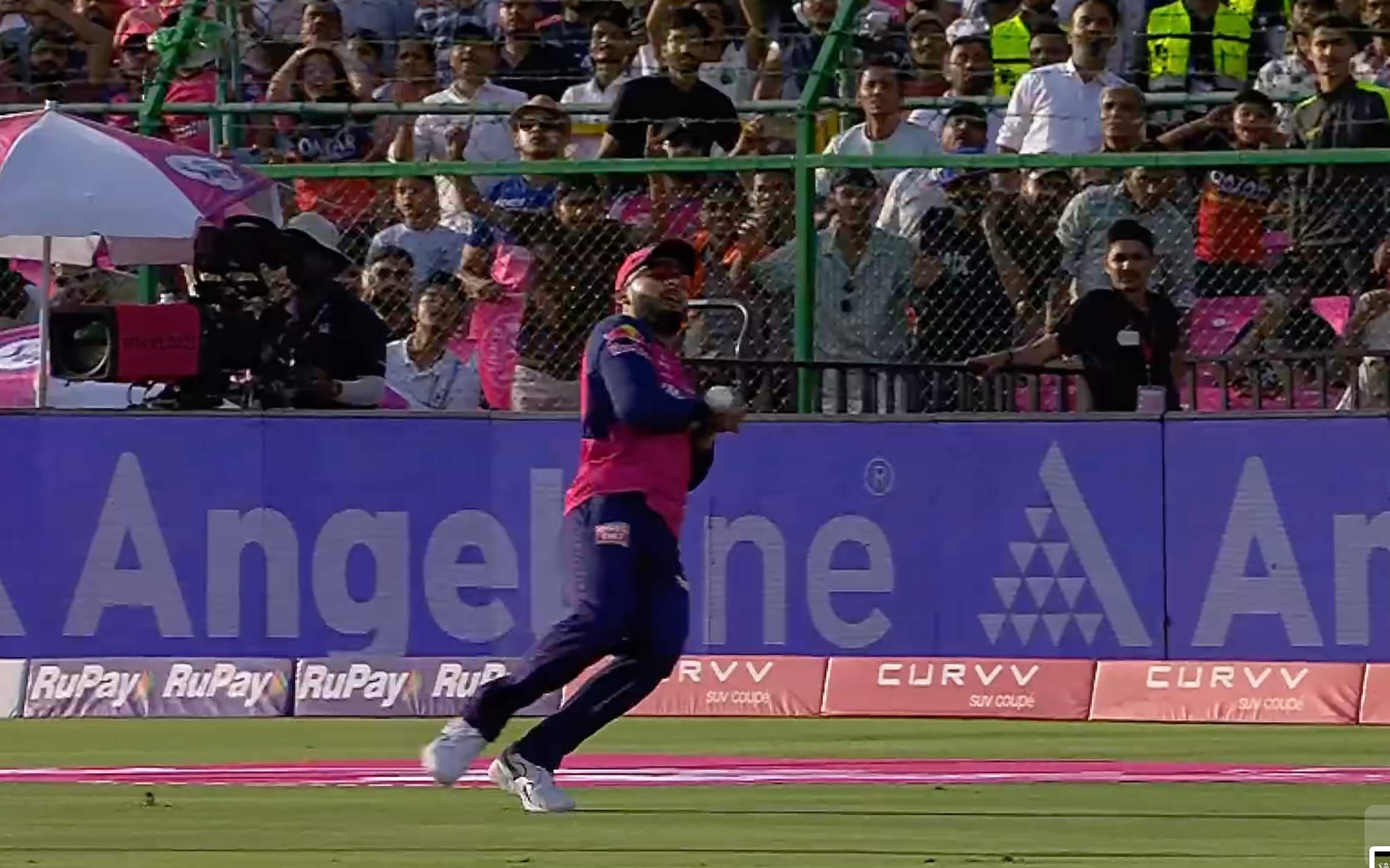 Rajasthan Royals' all-rounder Riyan Parag dropped a sitter to give Virat Kohli a life