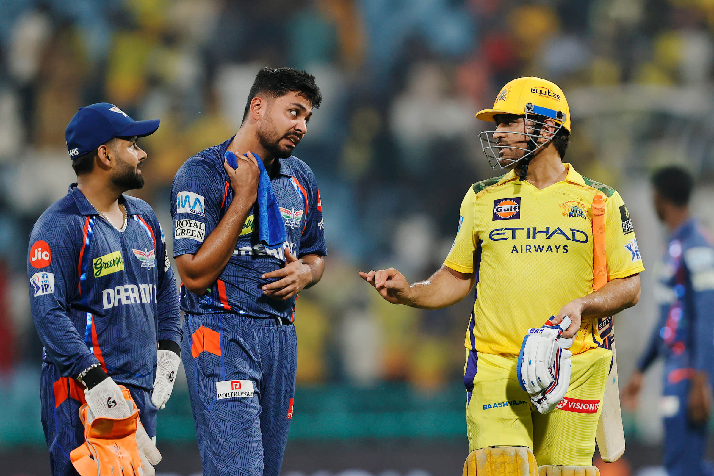 WATCH: MS Dhoni Limping In Hotel Lobby After Lucknow Win, CSK In Trouble?