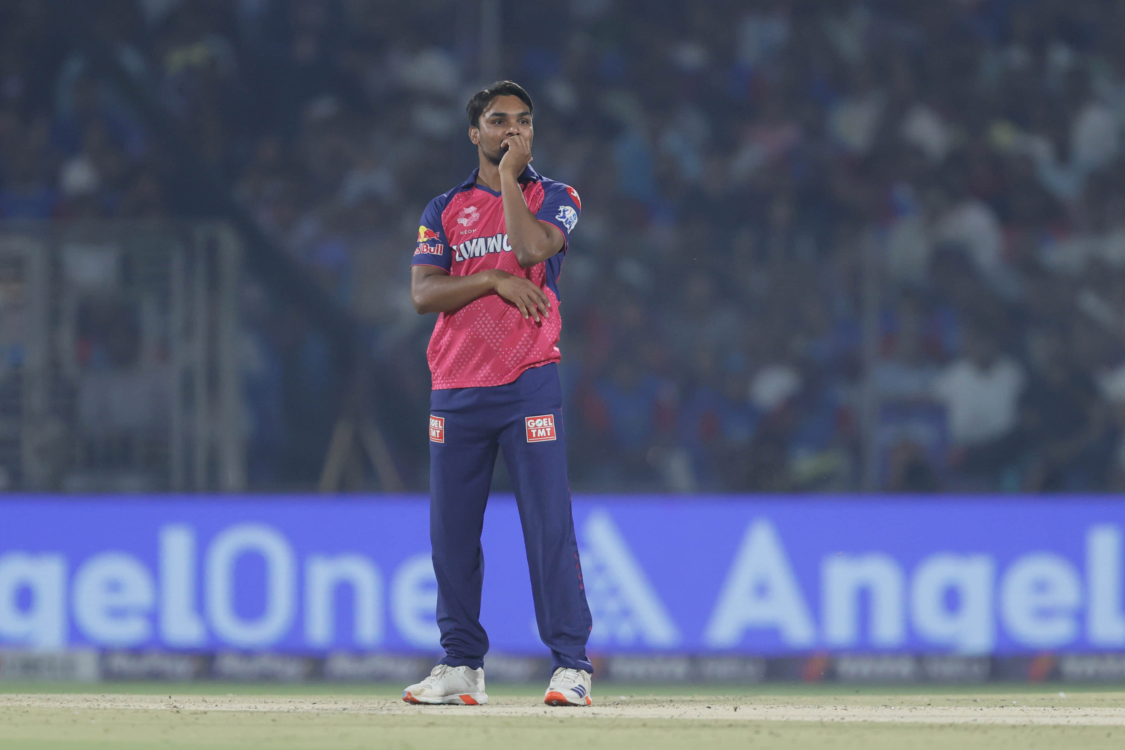 11-Ball Over - Sandeep Sharma Creates Embarrassing IPL Bowling Record