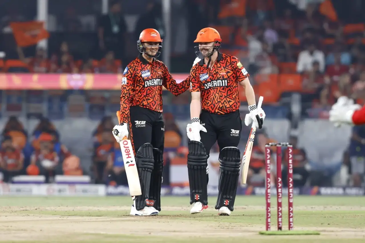SRH Head Coach Vettori Wants Batters To 'Adapt' On Challenging Surfaces