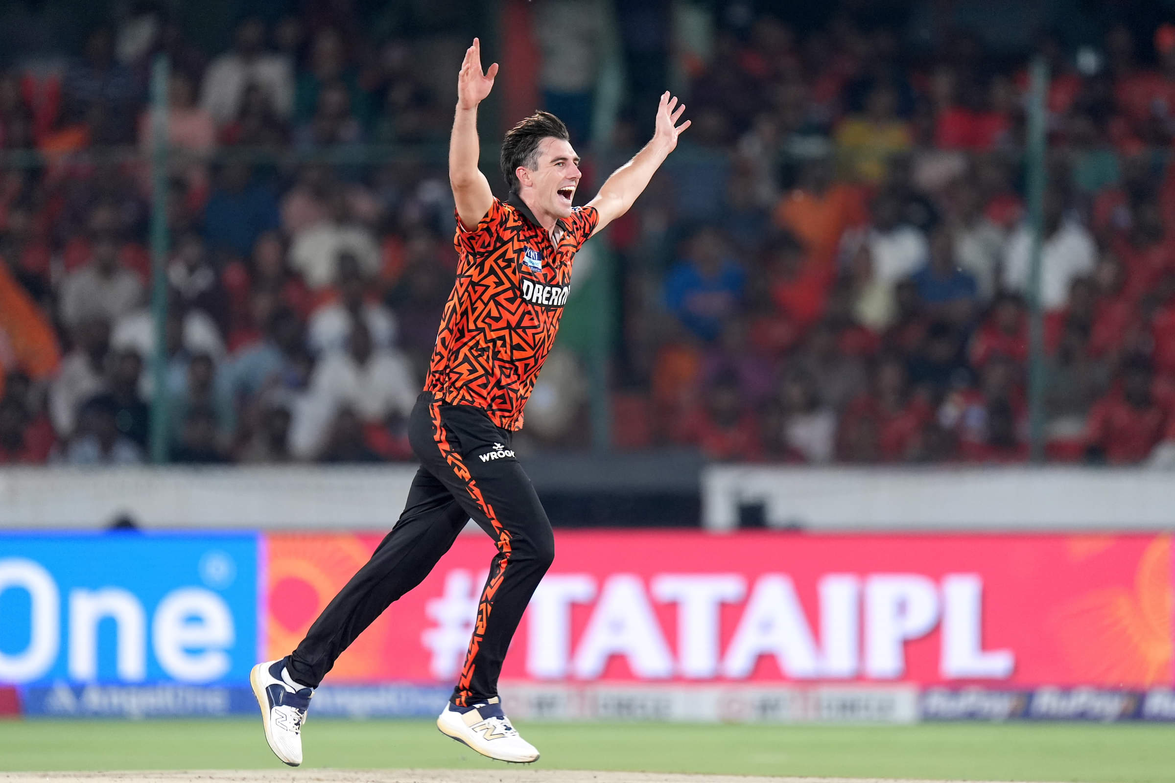 Pat Cummins' Record-breaking Powerplay Bowling Rips The Soul Out Of DC's Batting