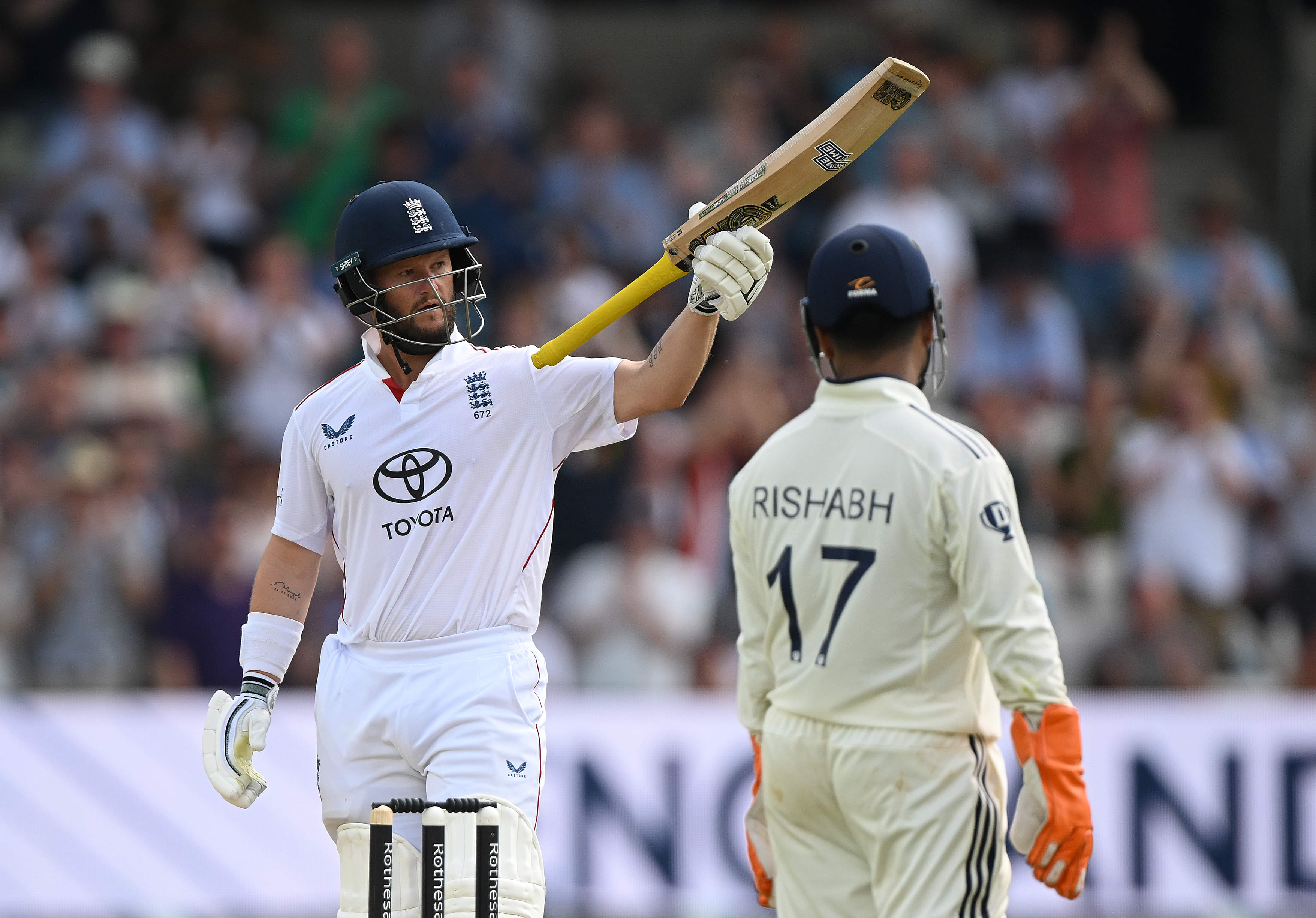 Ben Duckett Makes The Best Of Two Chances To Score Another Fifty
