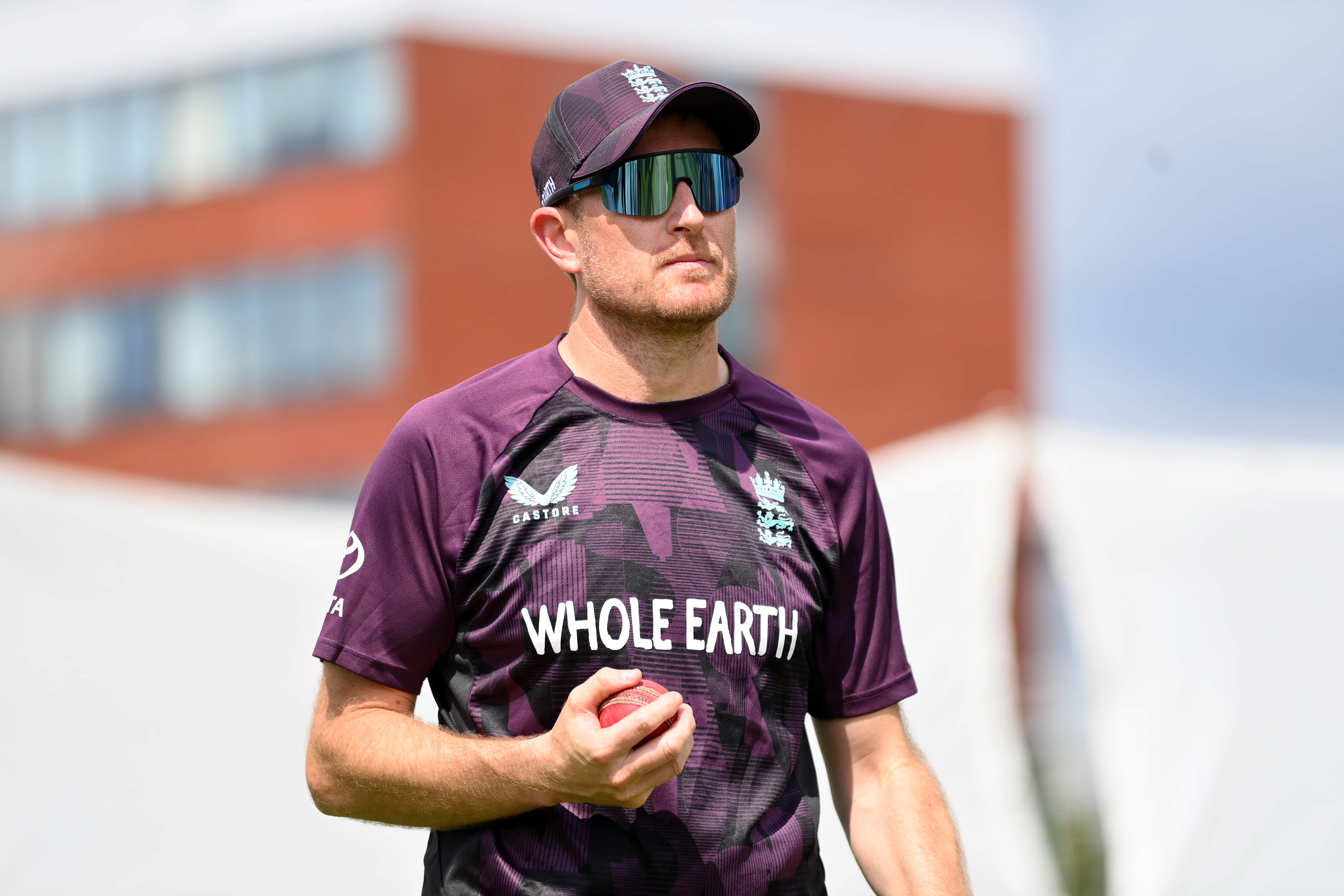 Dawson Replaces Bashir As England Announce Playing XI For Manchester Test