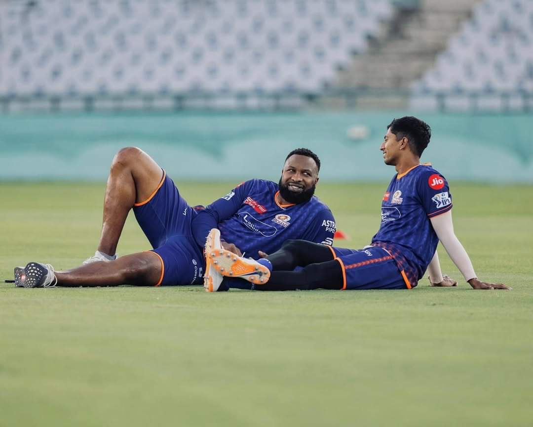 KL Shrjith with MI's batting coach Kieron Pollard