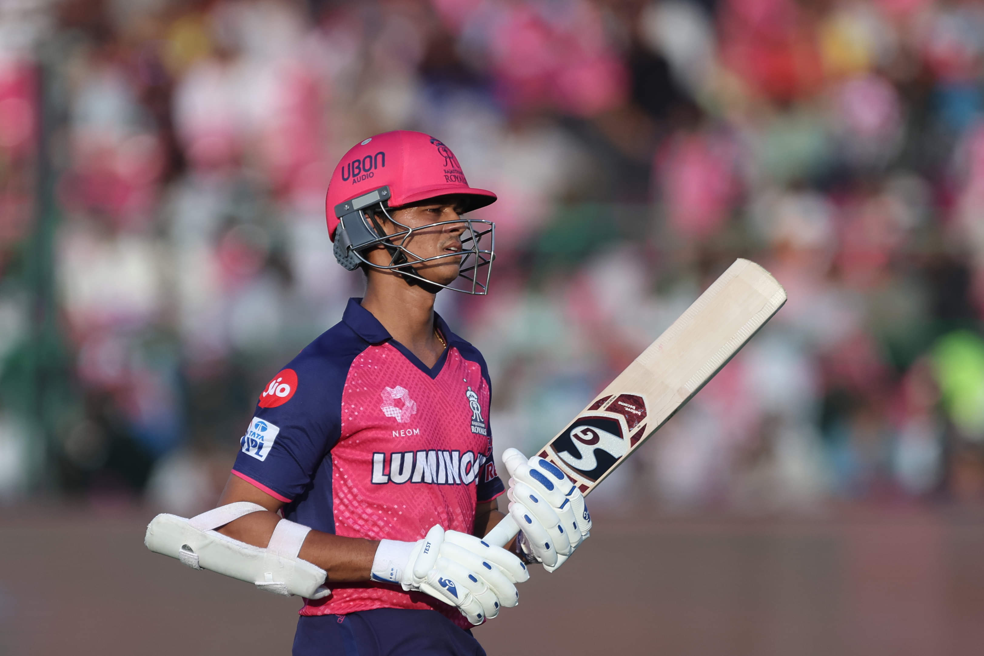 3 Players Who Could Follow Rahul Dravid And Exit Rajasthan Royals Ahead Of IPL 2026