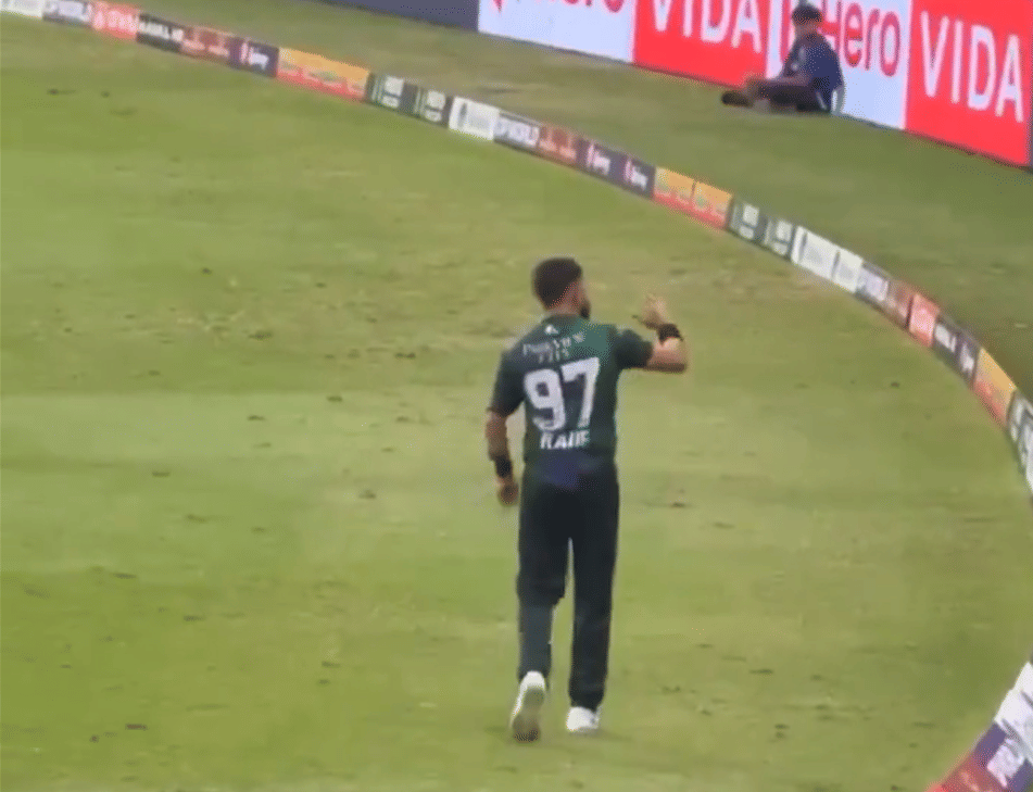 WATCH: Haris Rauf Mocks Indian Fans with Controversial Gestures During Asia Cup 2025 Clash