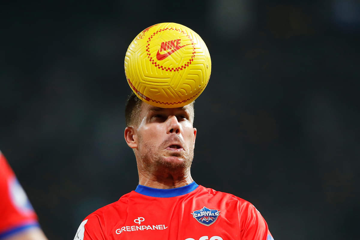 Verbal Volley Begins As Ashes Buildup Heats Up In England, Australia