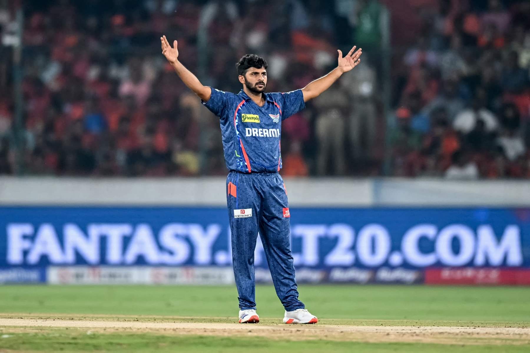50 off 31 Balls, MI's Newest All-Rounder Shardul Thakur Shows His Form At Wankhede Stadium