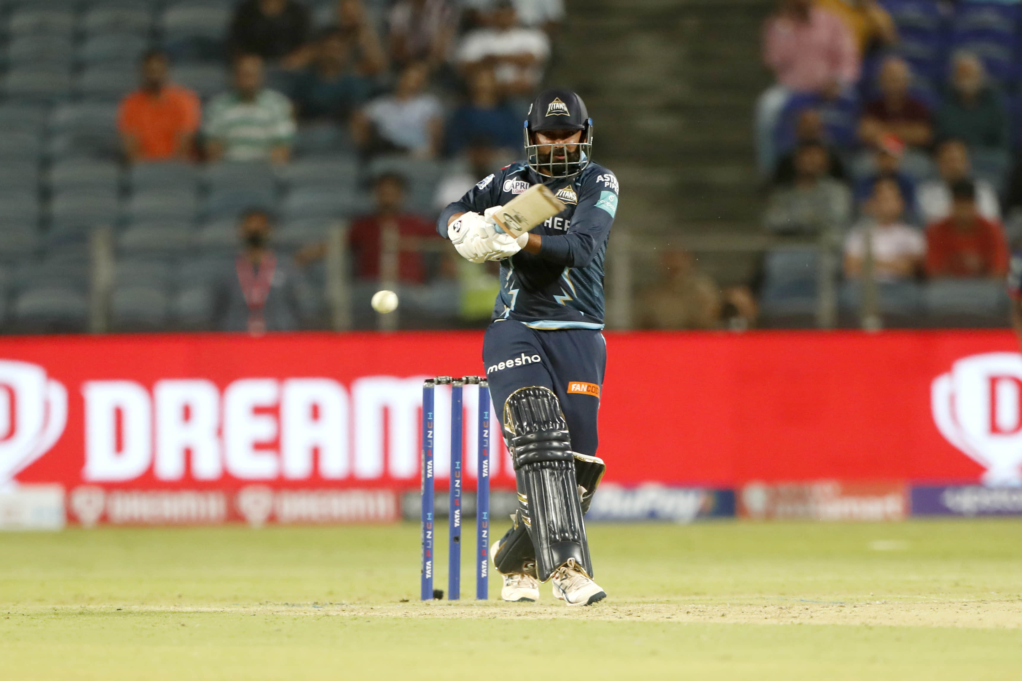 Sensational Tewatia helps Gujarat seal improbable win