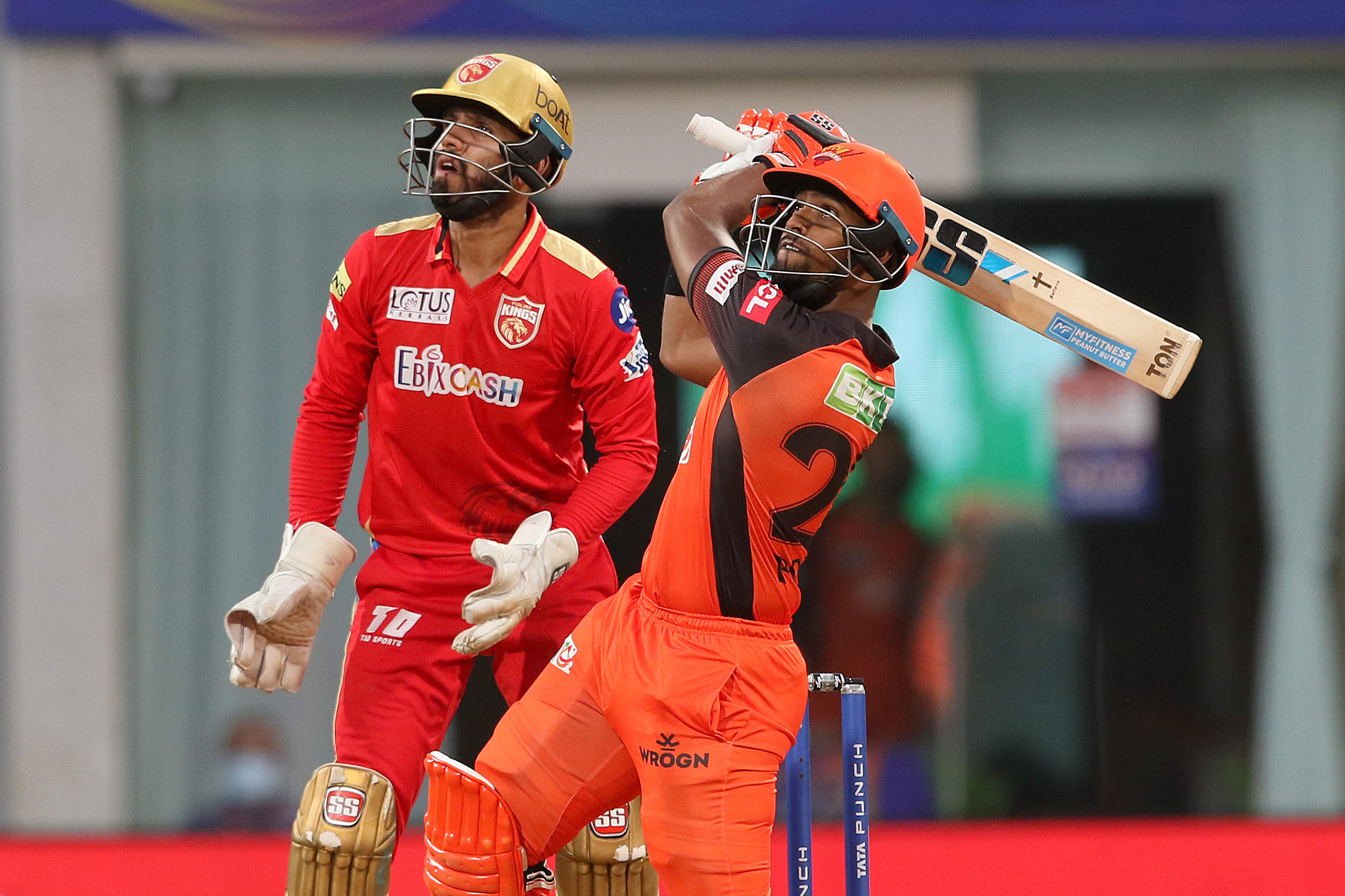 SRH crush PBKS to make it four wins on the trot