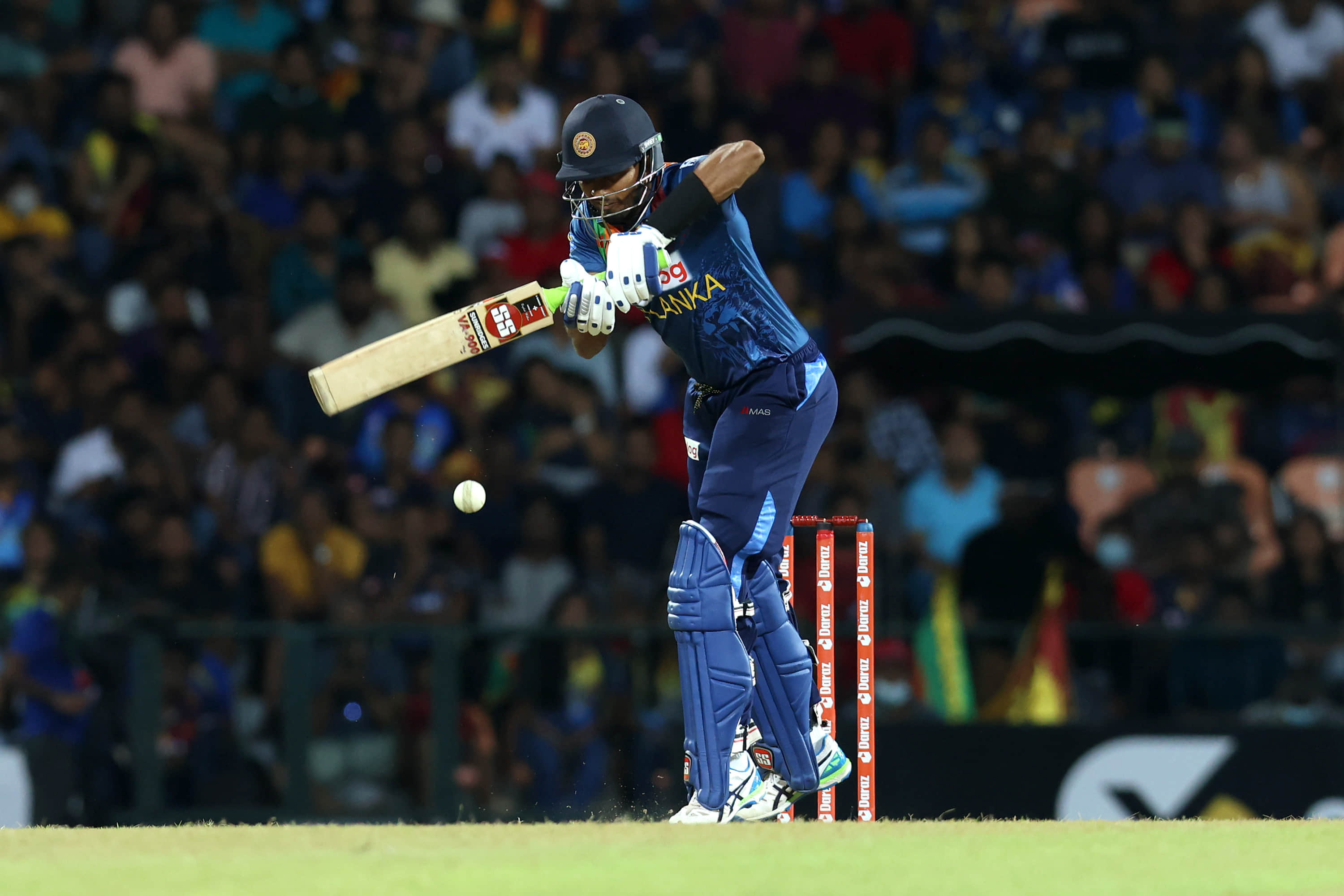 Shanaka's blazing knock powers Sri Lanka to a four-wicket win 