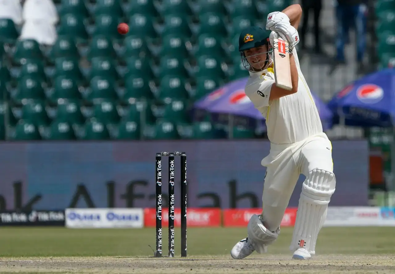 Green and lower-order put Australia in solid position