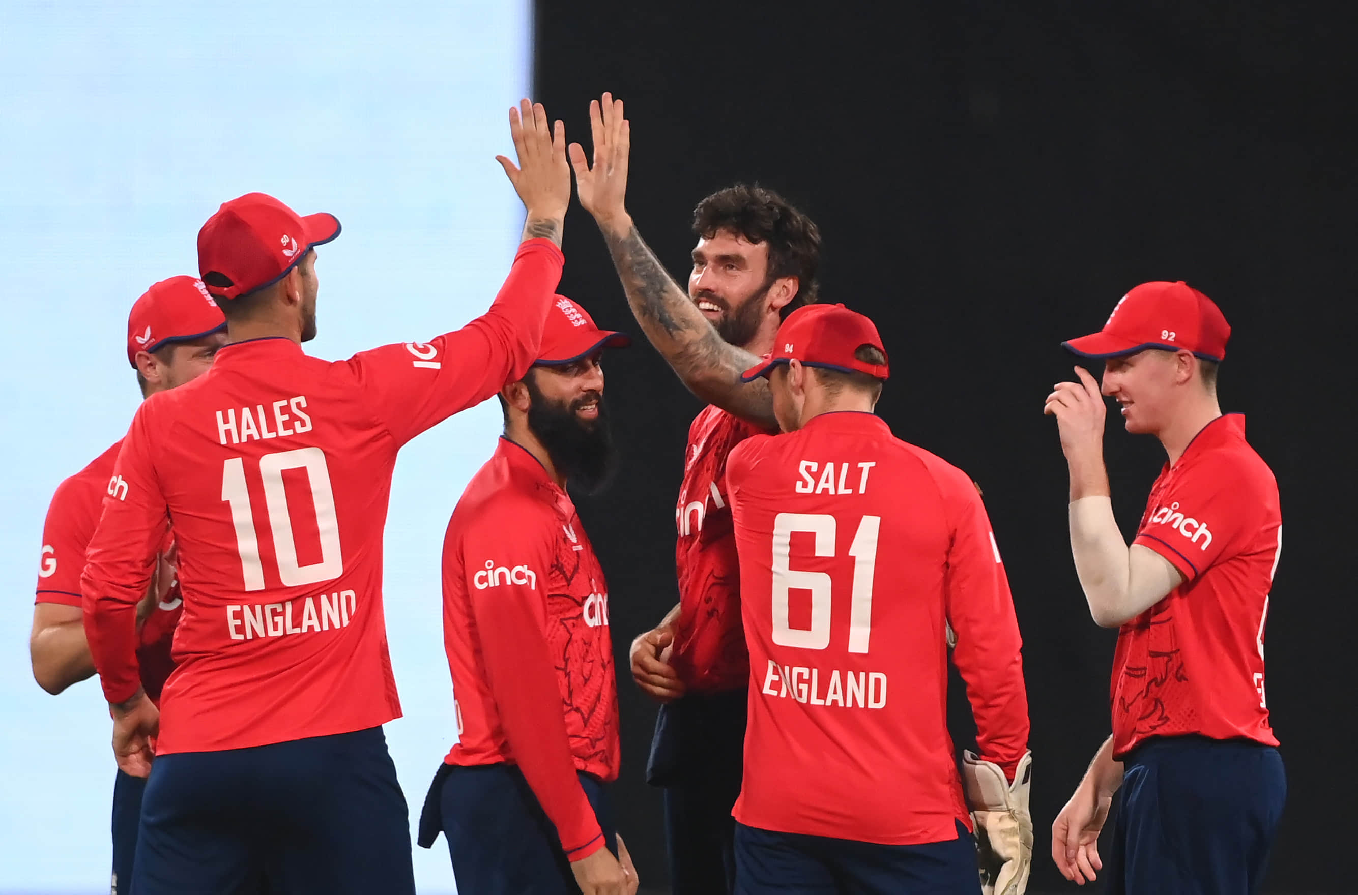 As it happened: England demolish Pakistan to seal series 4-3