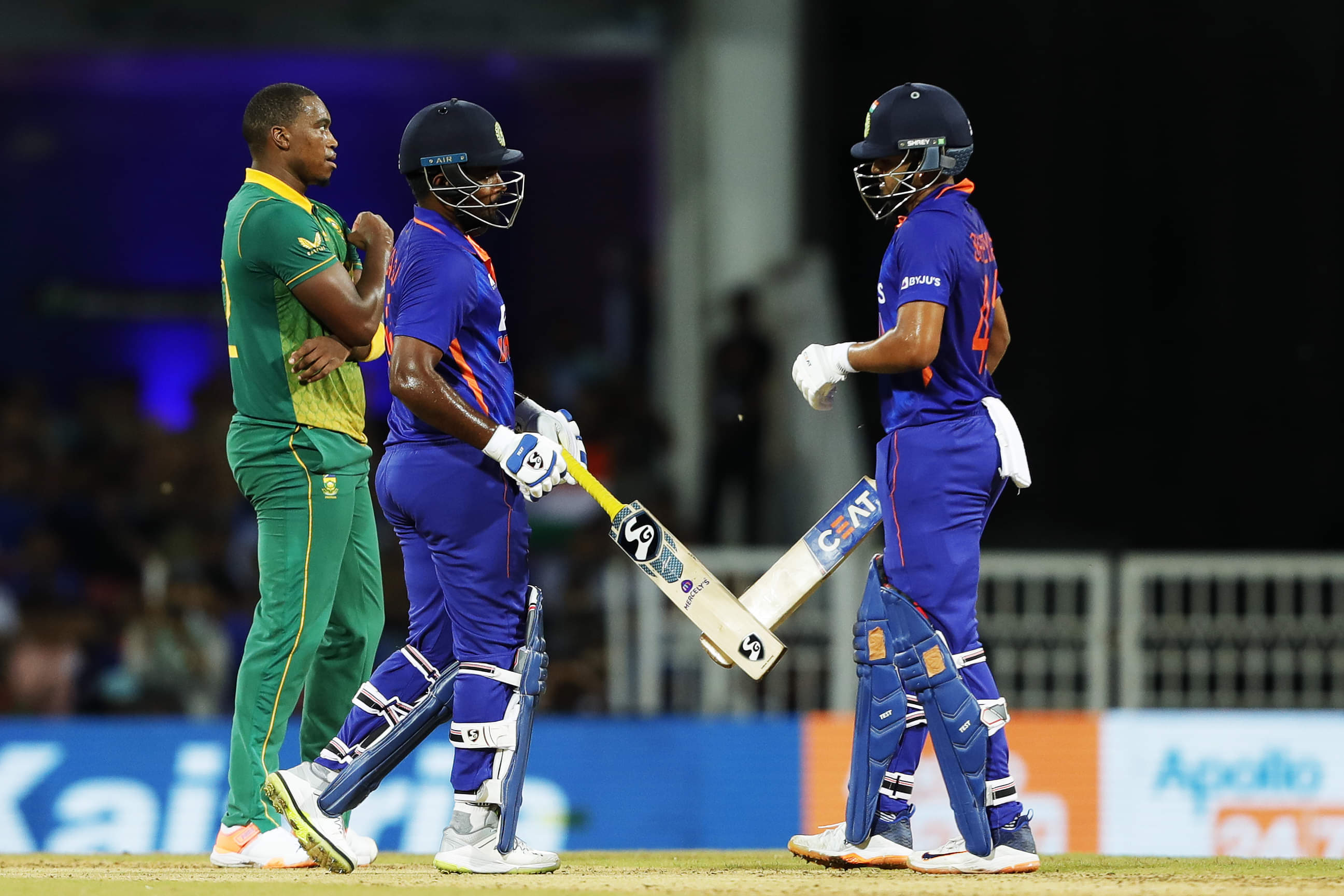 As it happened: Samson's valiant effort goes in vain as India fall short by 9 runs
