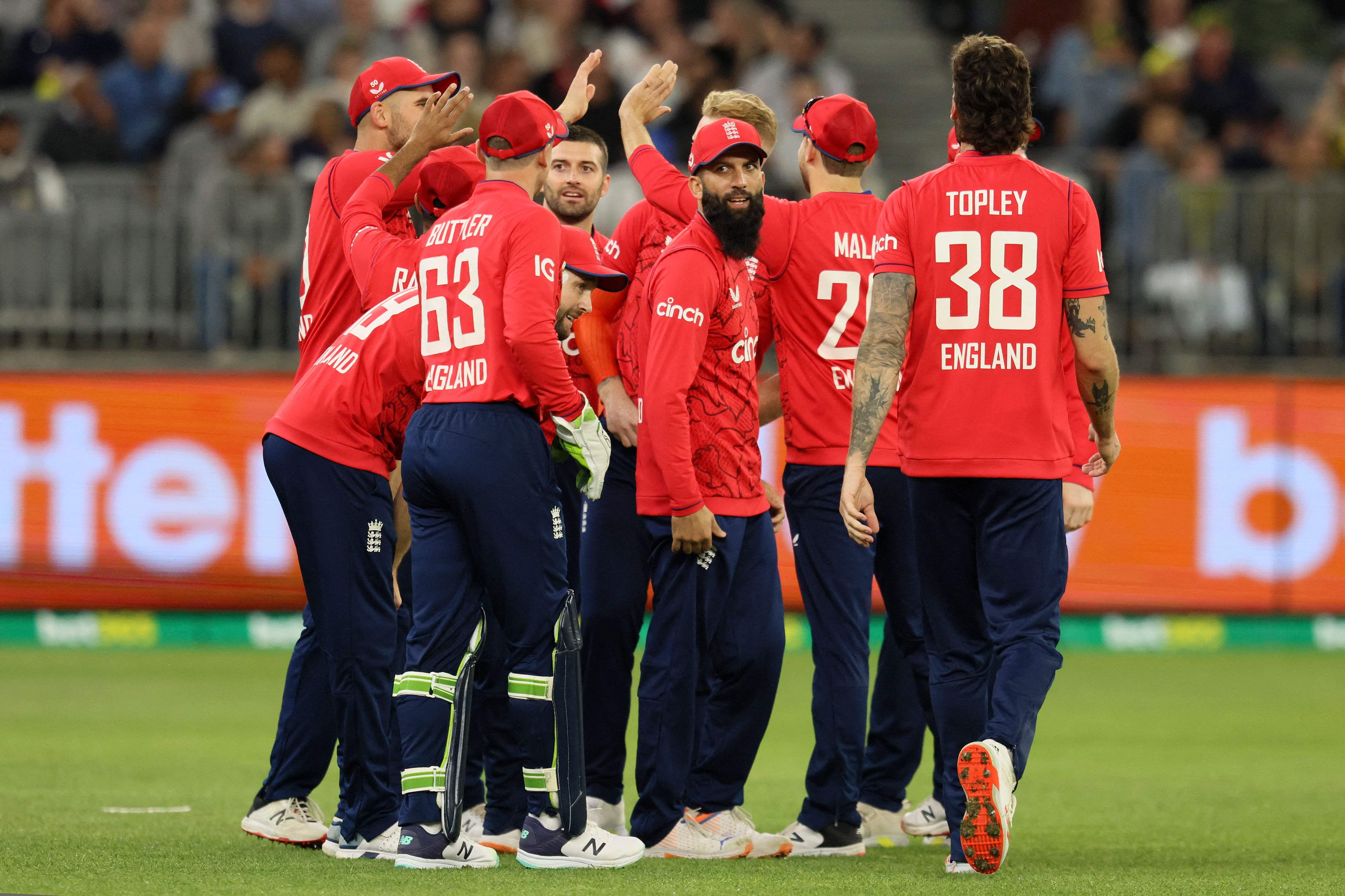 As it happened: England hold nerve to seal 8-run victory