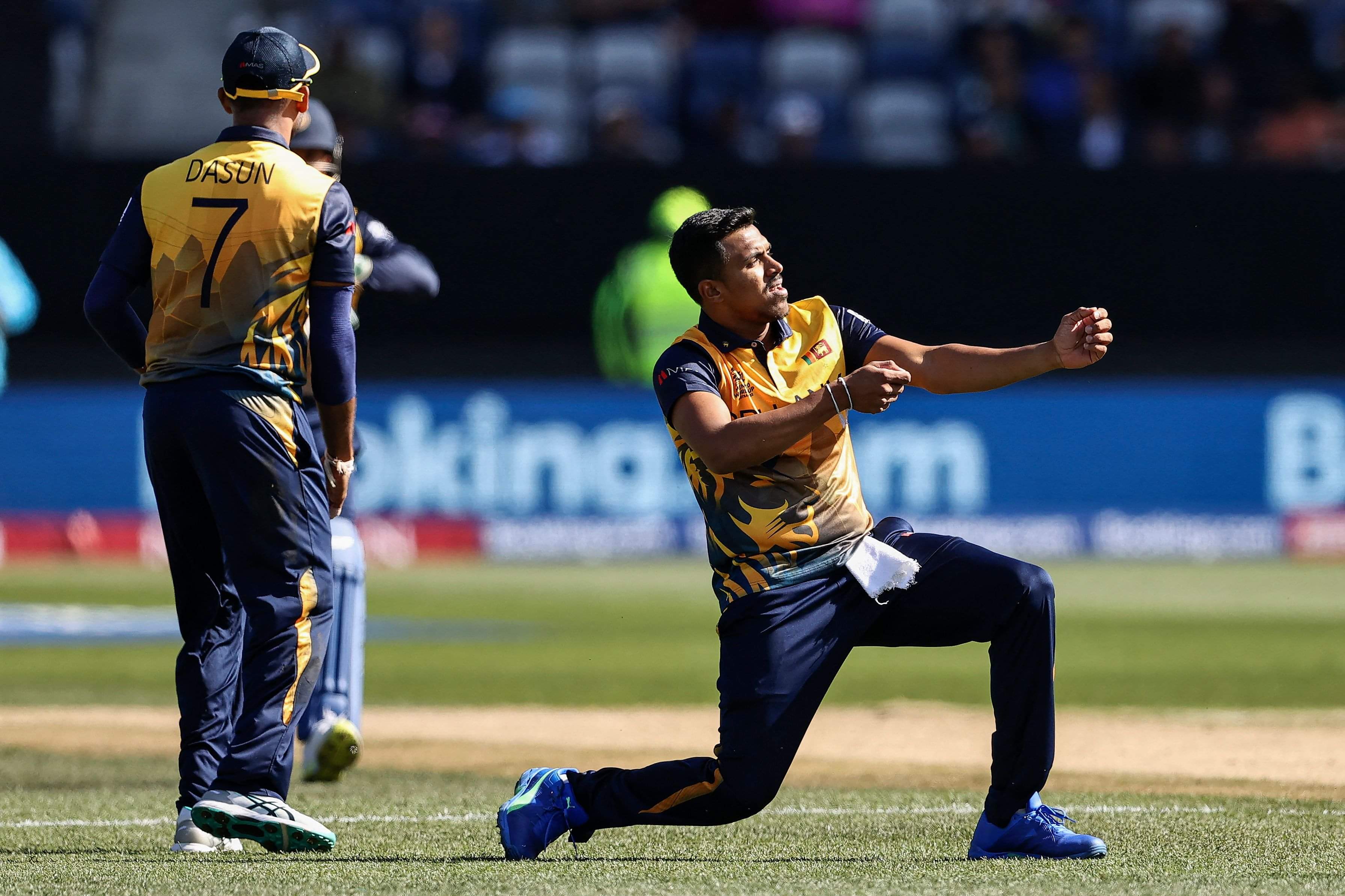 As it happened: Sri Lanka hold nerve to book spot in the Super 12s