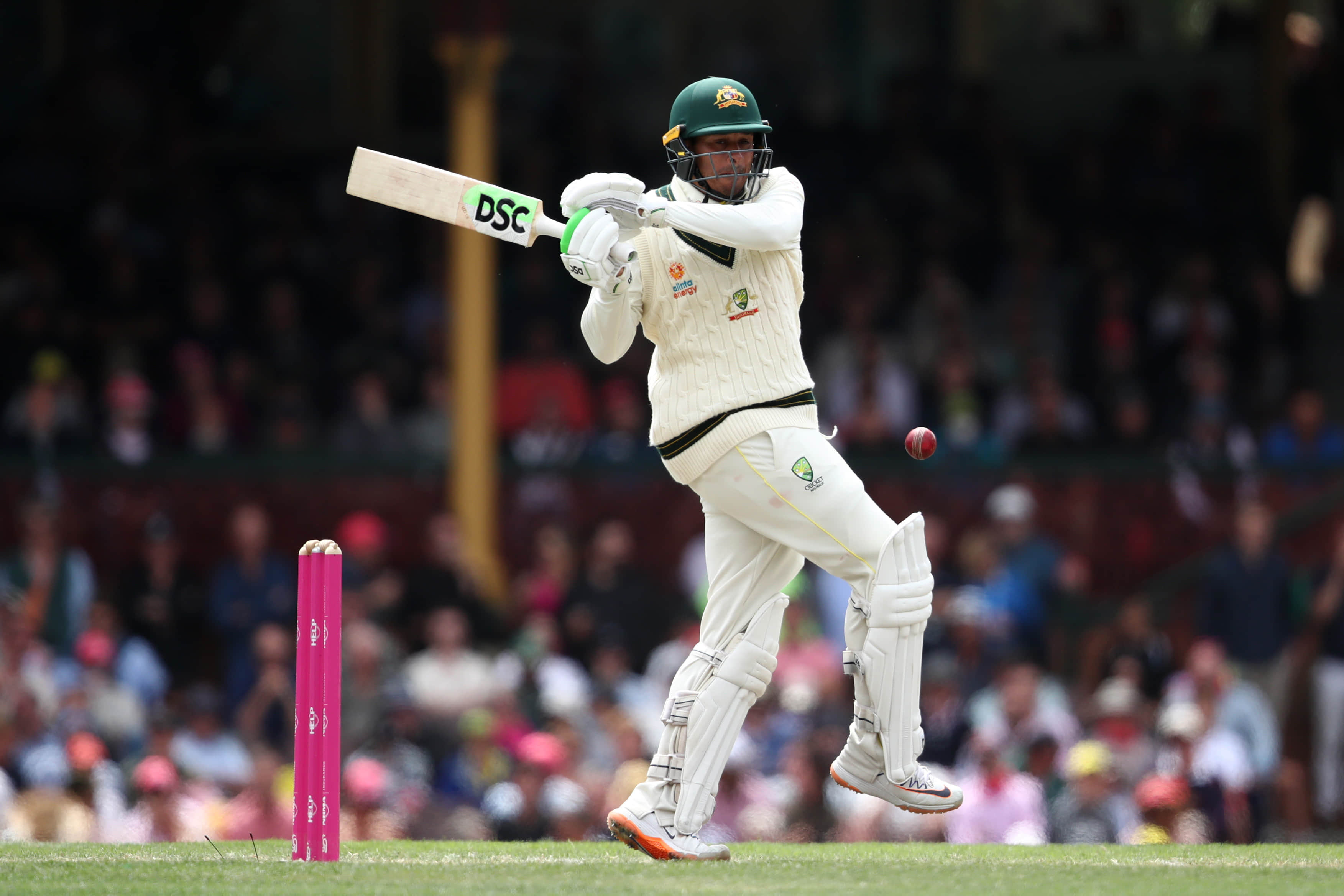 STUMPS: Khawaja stuck on 195* as rain plays spoilsport