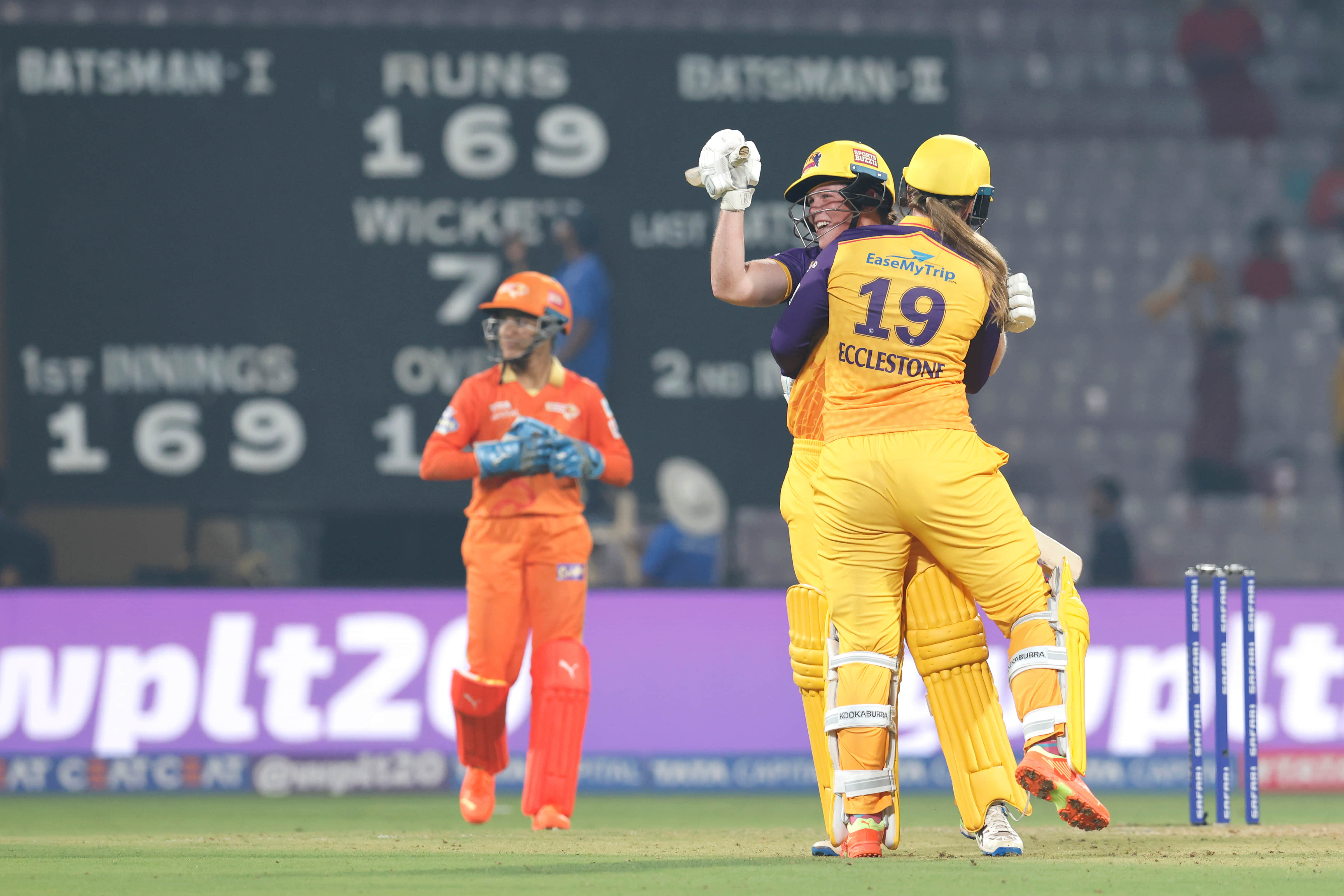 Grace Harris' fifty pulls the rabbit out of the hat for UP