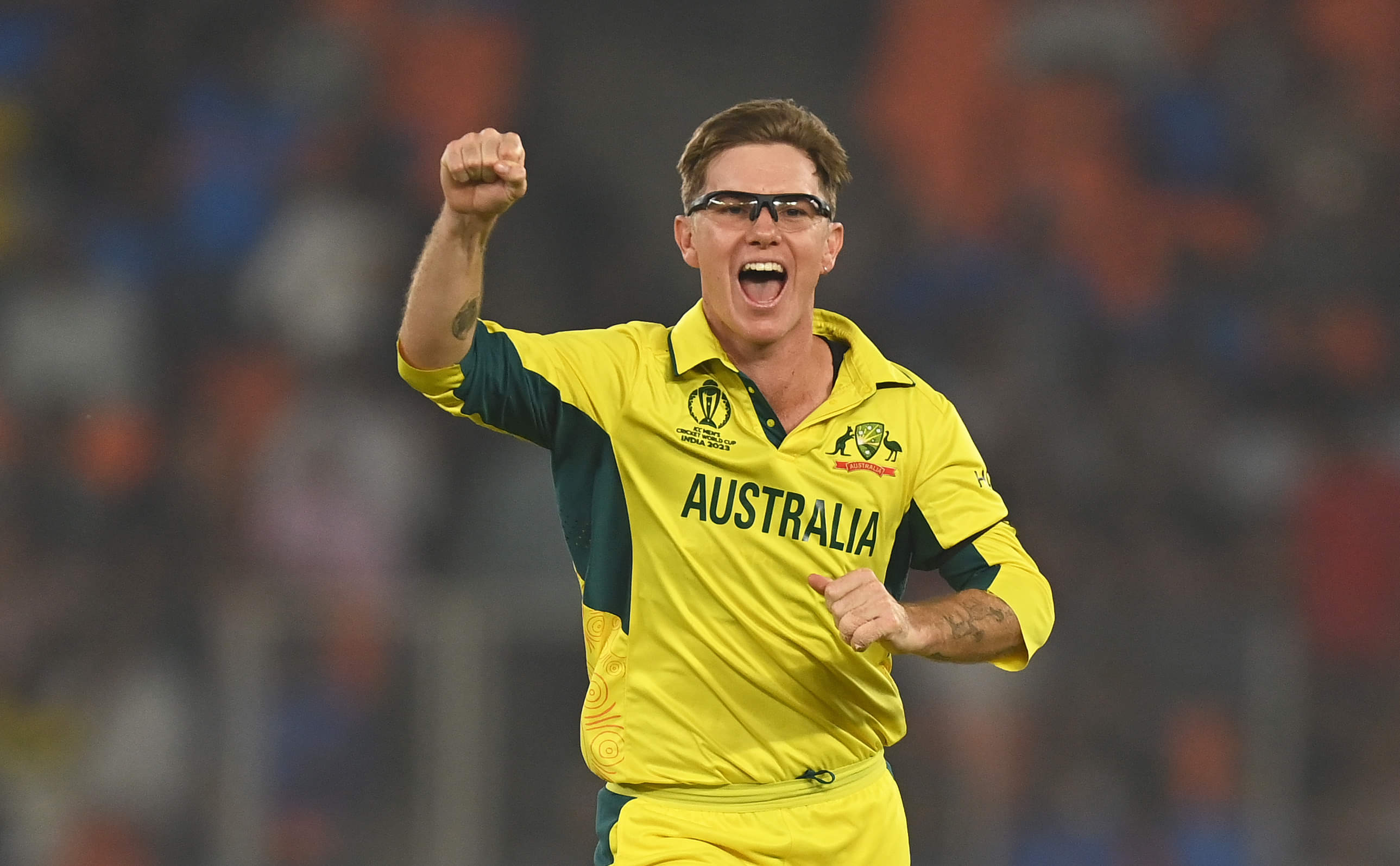 Zampa-inspired Australia beat England by 33 runs to make it 5 in 5 