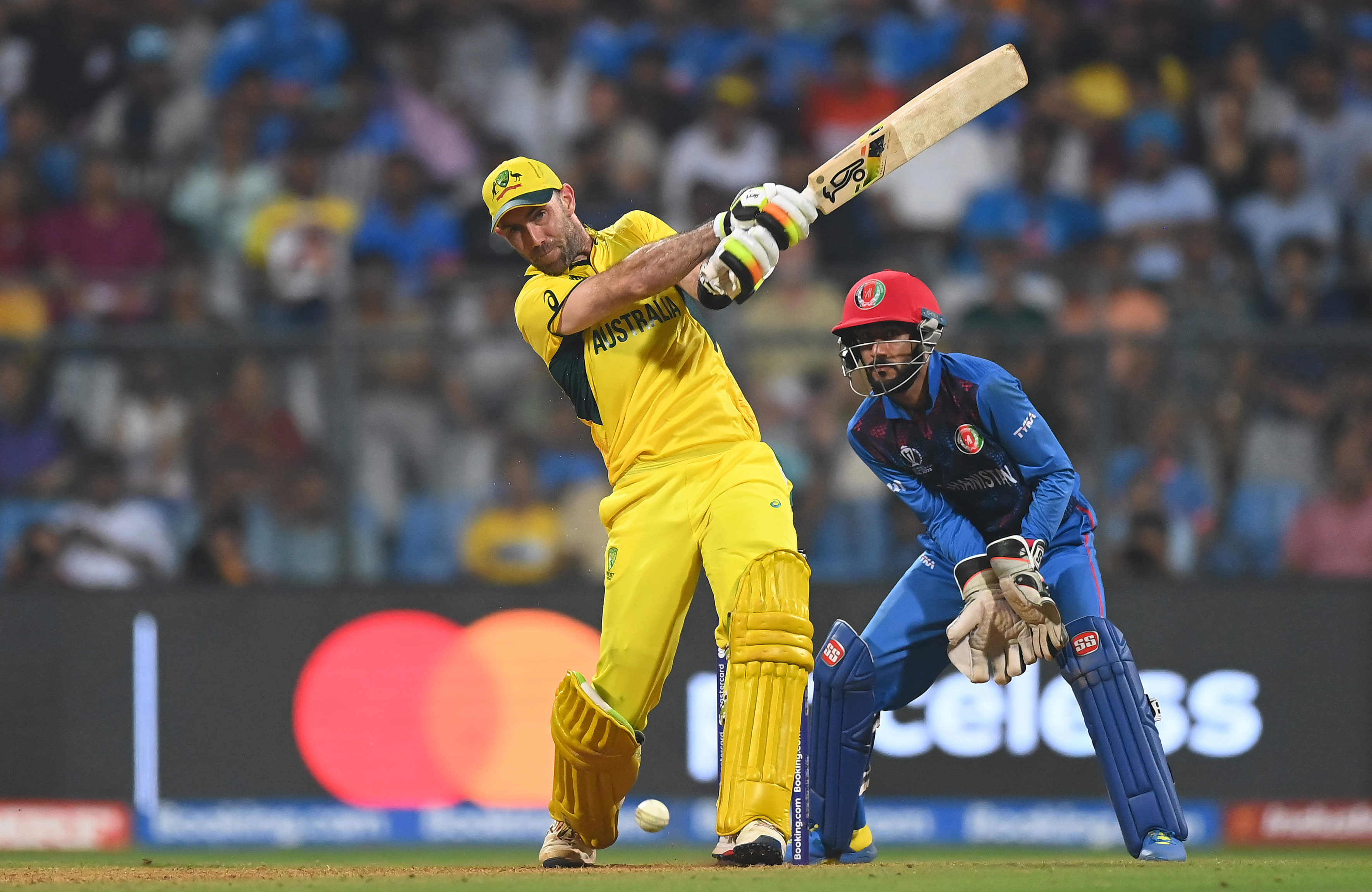 Maxwell's 200 blows Afghanistan away