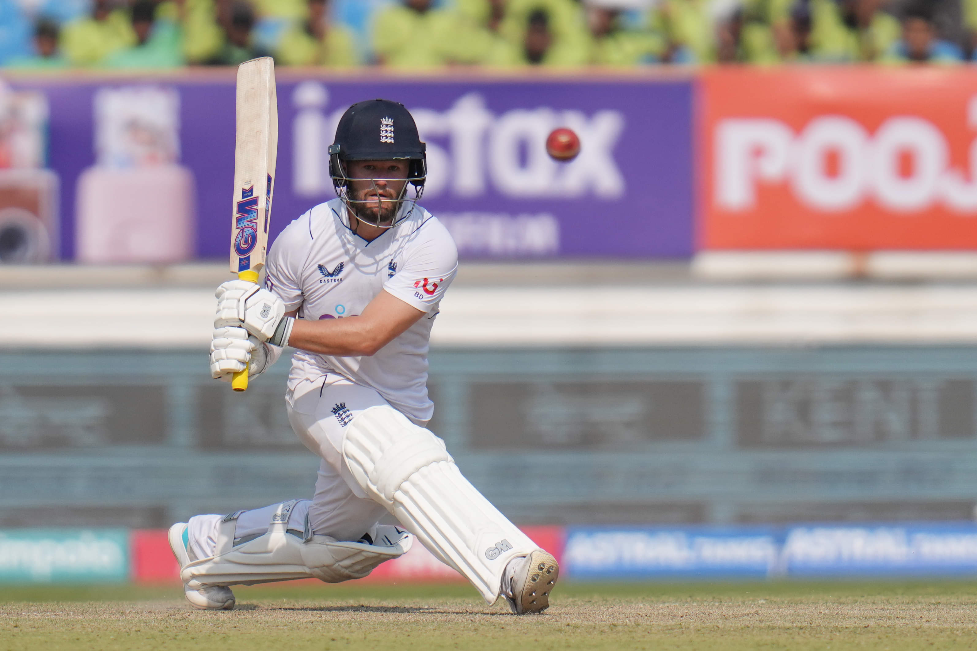 Duckett's fiery ton puts India under tremendous pressure