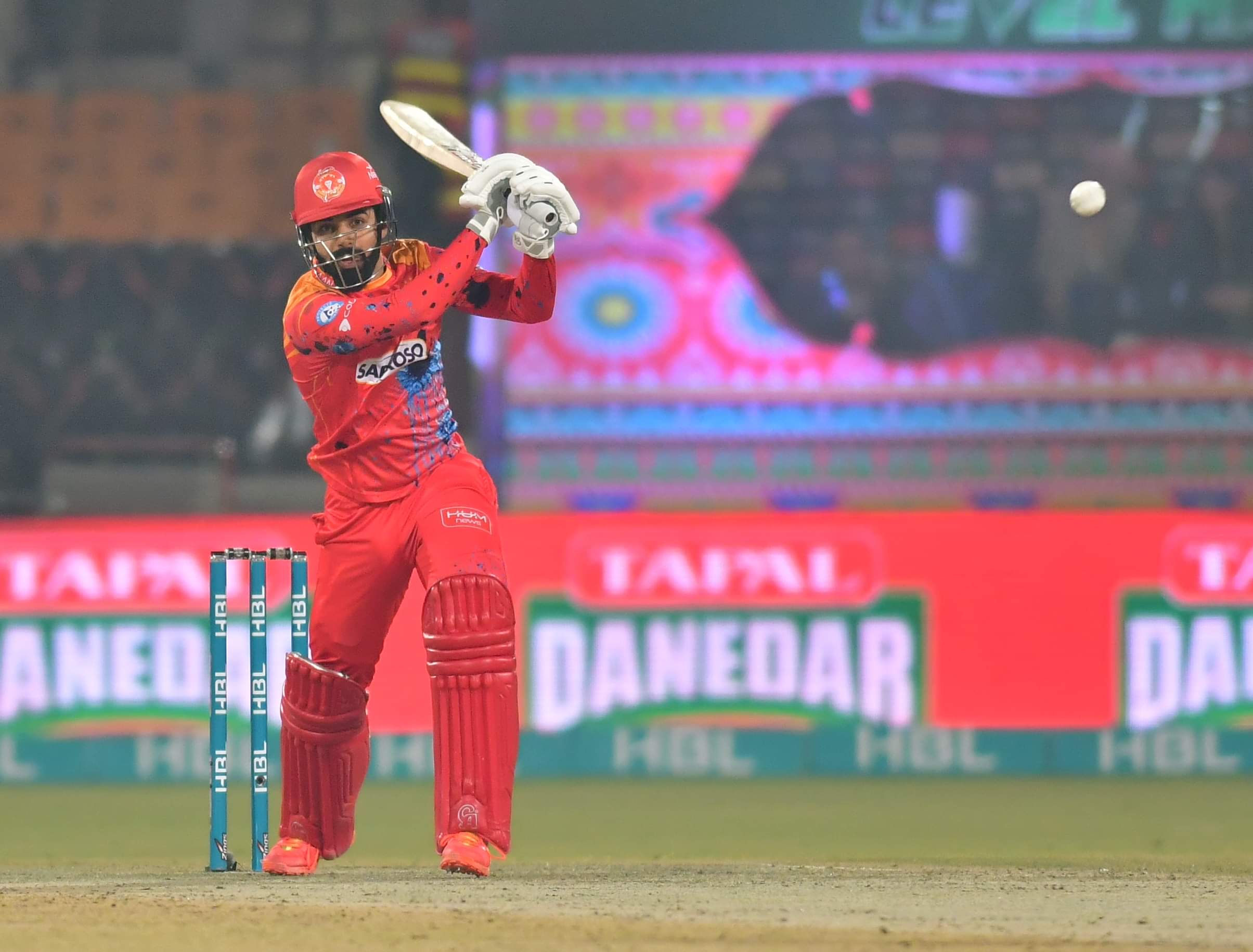 Last ball heartbreak sends Karachi Kings packing