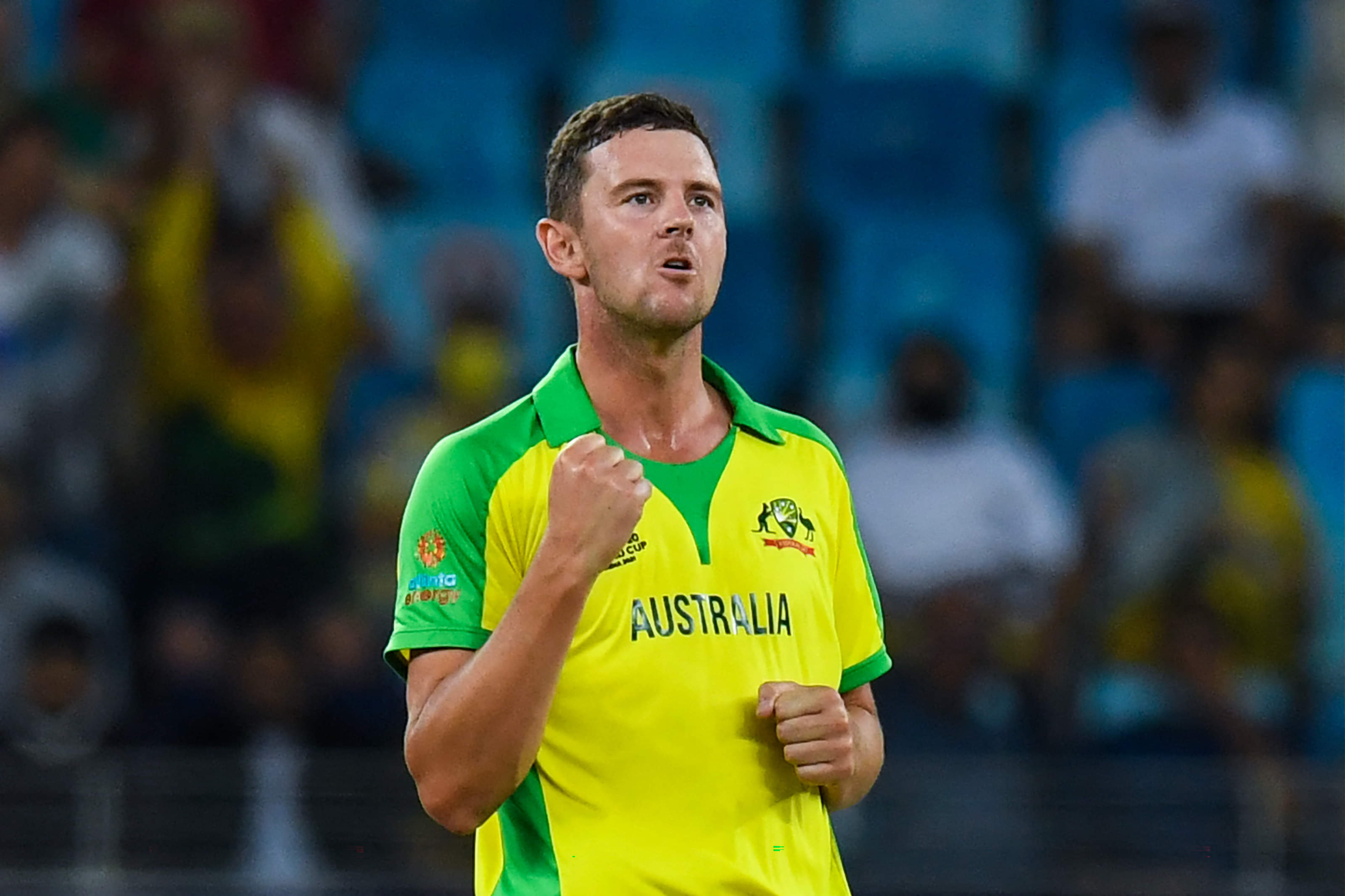 Josh Hazlewood closes in on Tabraiz Shamsi at the top of ICC T20I rankings
