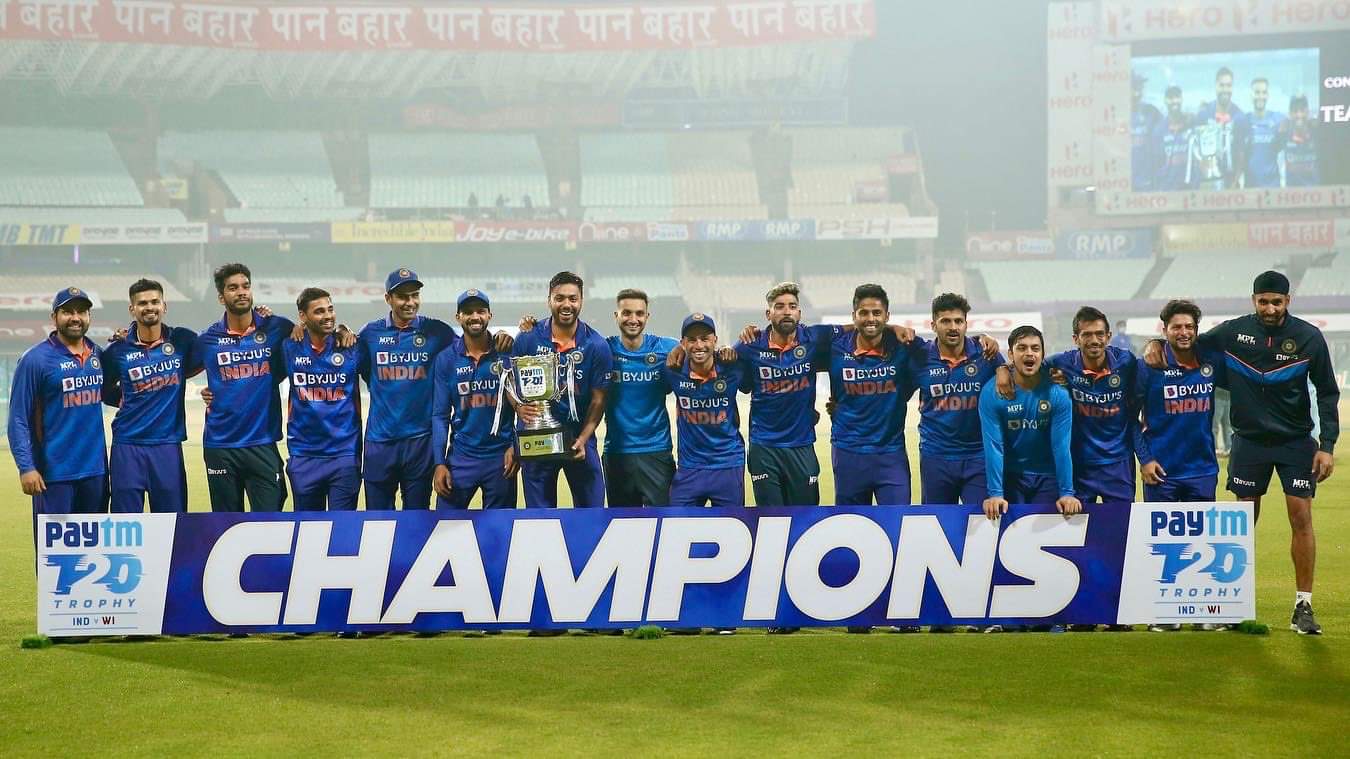 India attain top position in ICC T20I rankings