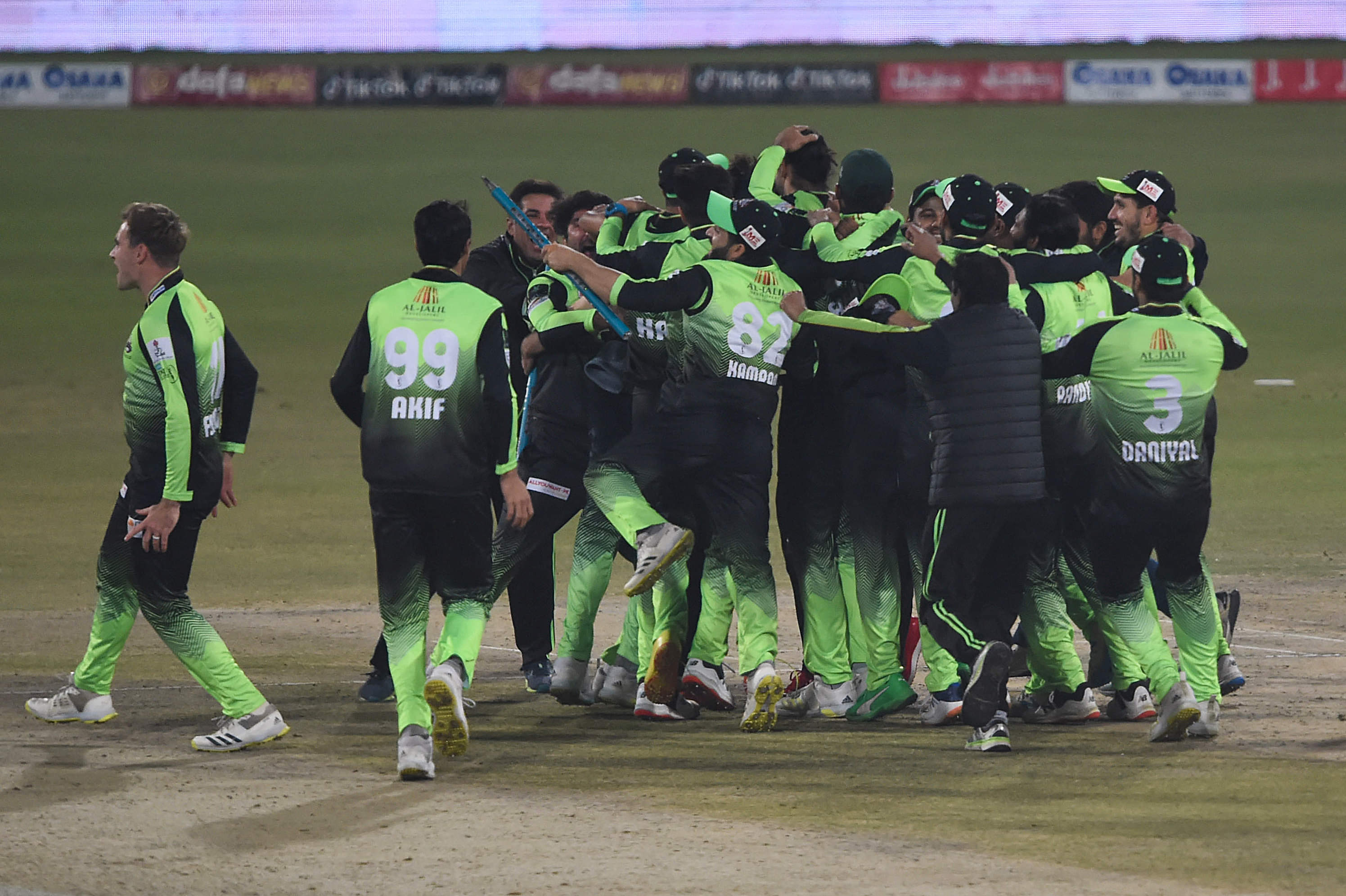 Hafeez's all-round show leads Lahore to maiden title 