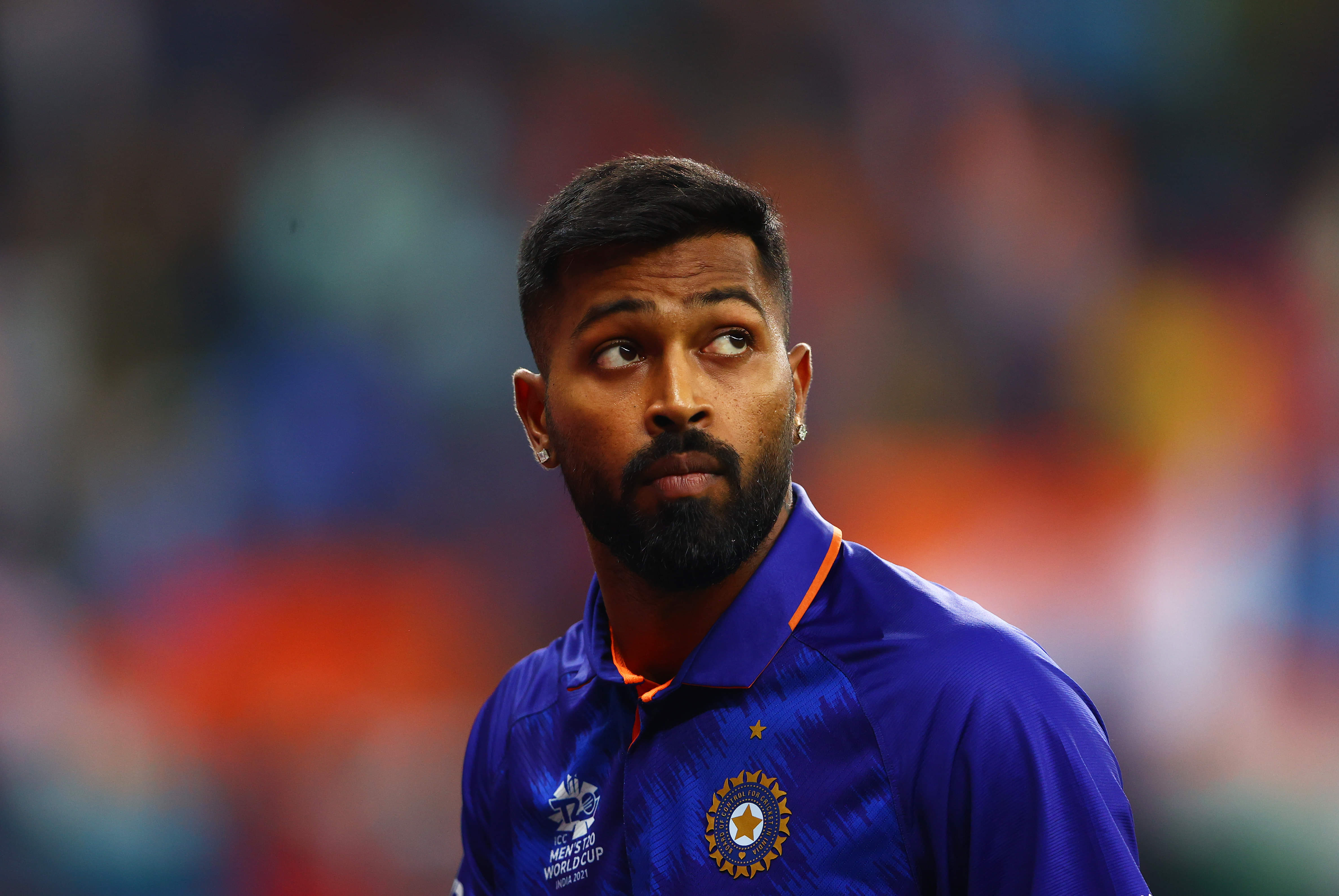 His bowling would be a 'surprise', claims fit-again Hardik Pandya