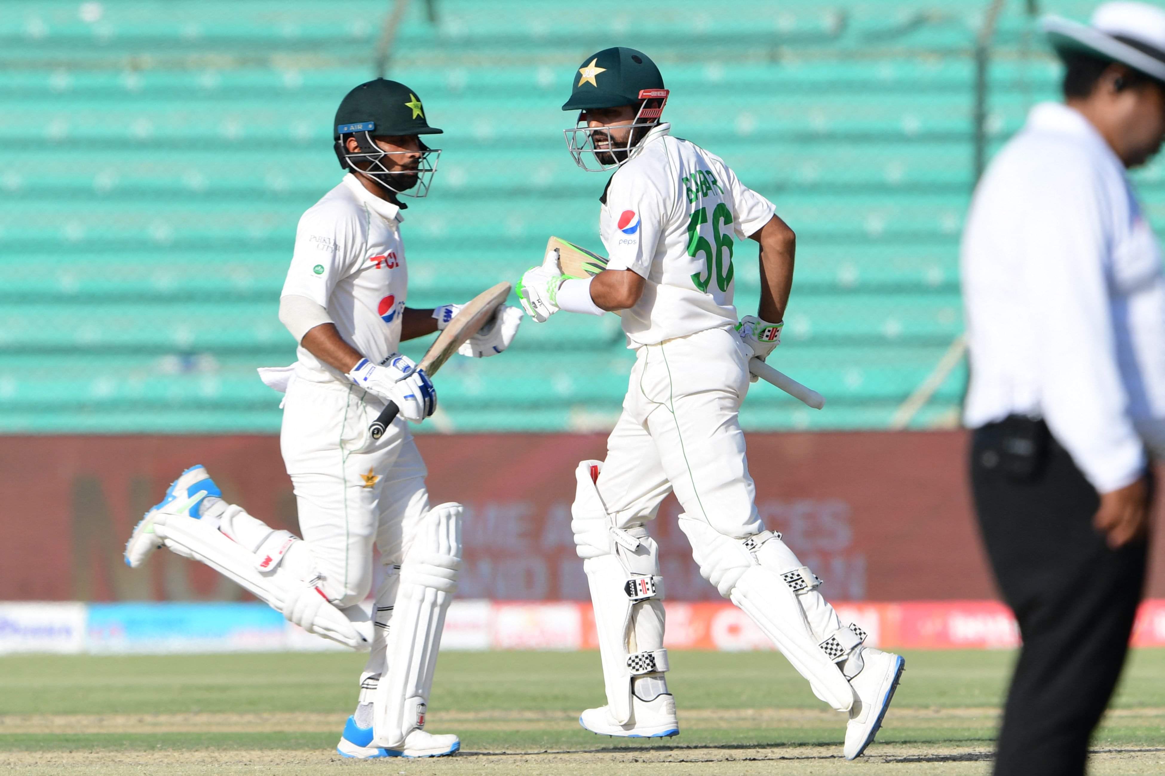 Azam, Shafique's 171-run stand keep Pakistan alive 