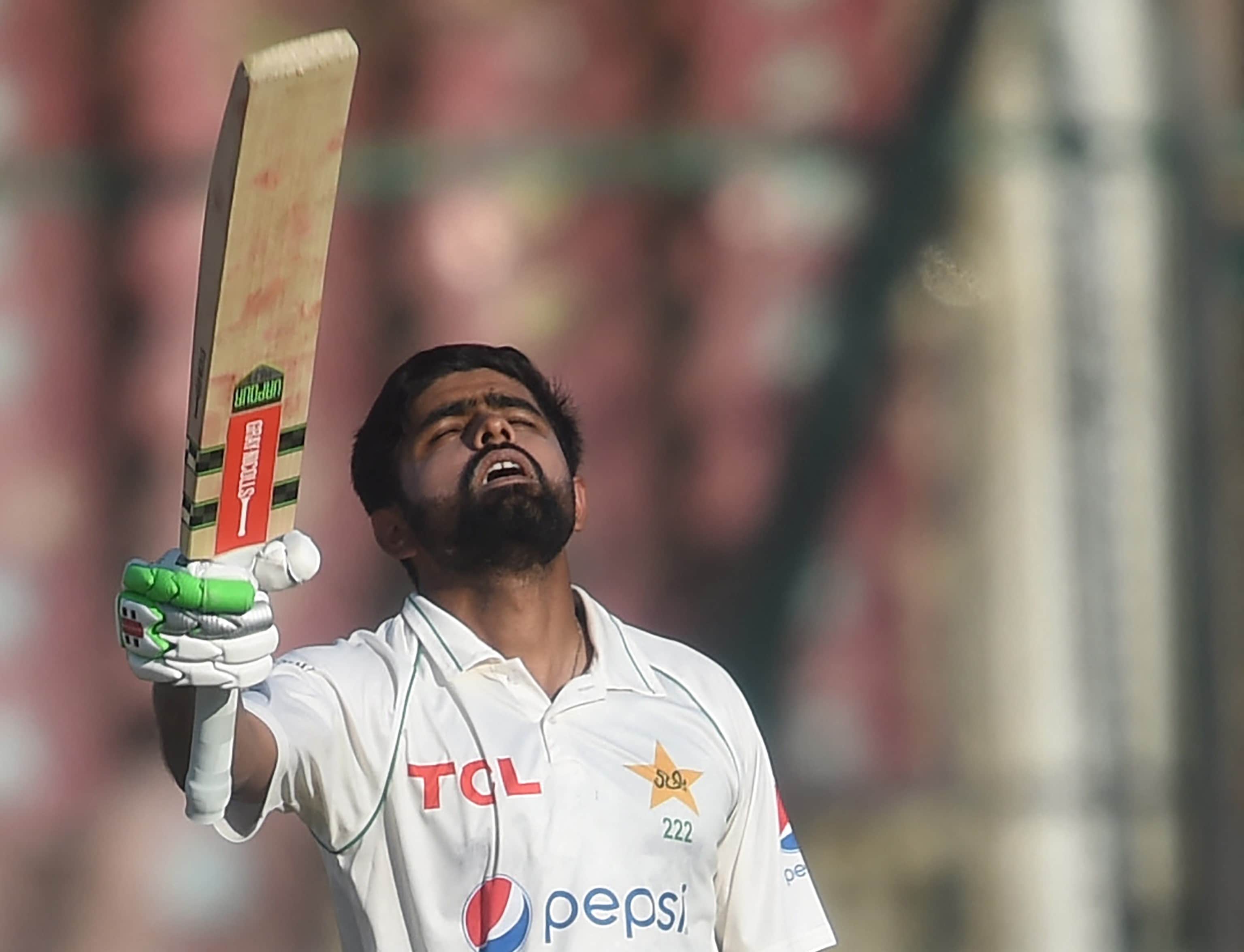 Babar rekindles Hanif Mohammad's greatest memory amidst Karachi faithful