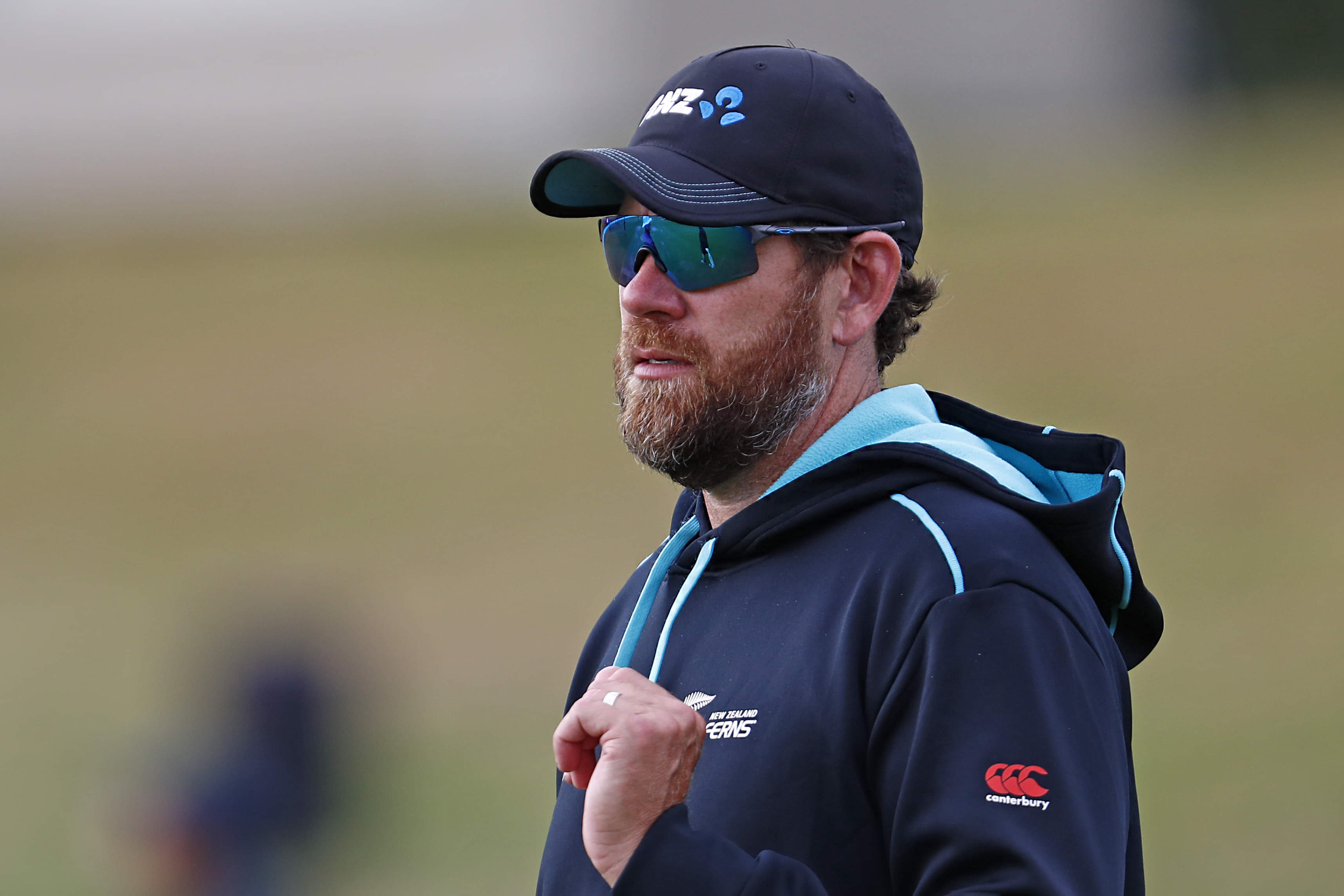 Jacob Oram returns home from Women's World Cup after Covid-19 cases in family