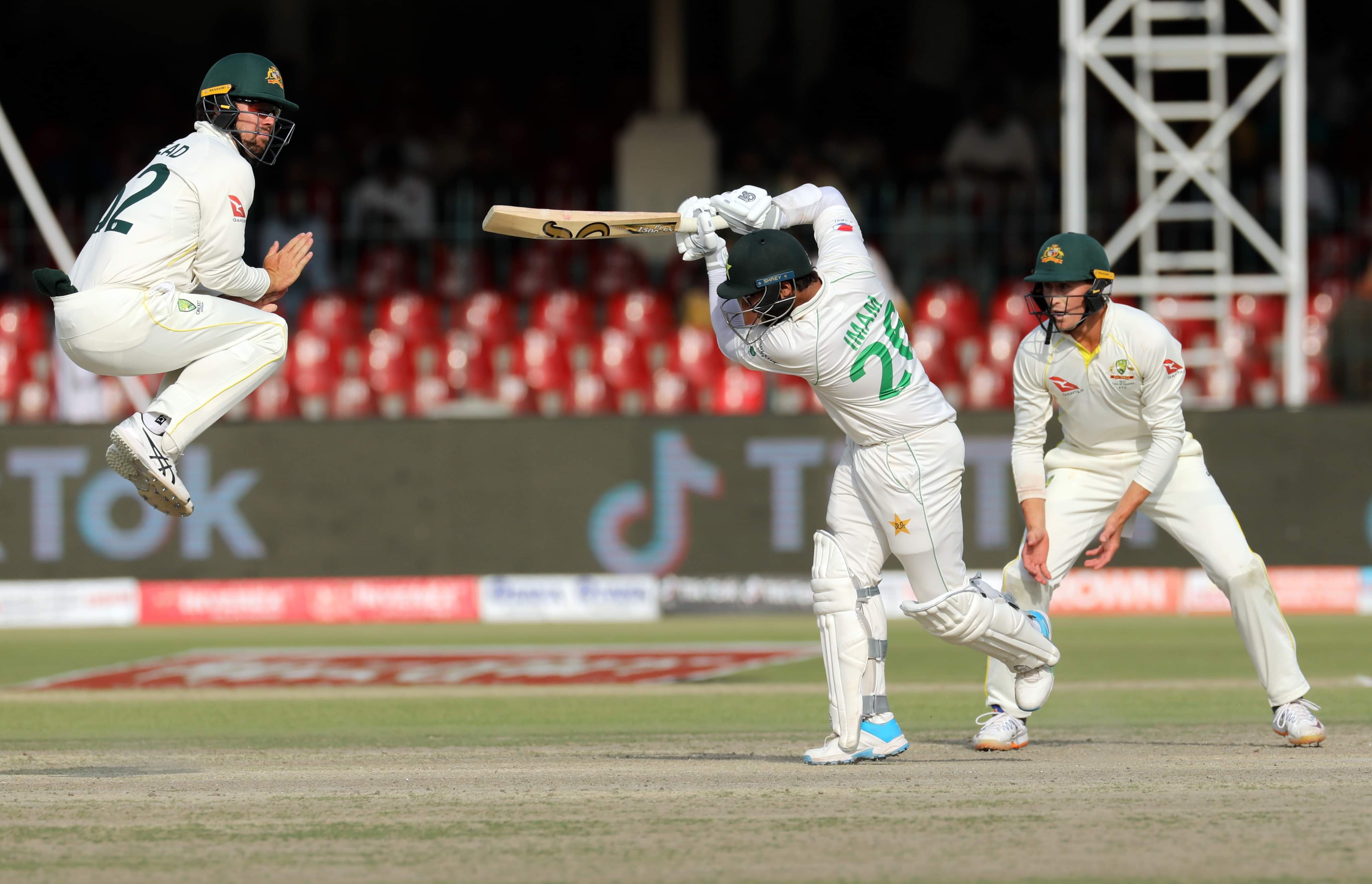 Pakistan openers steady nerves after familiar Khawaja carnage