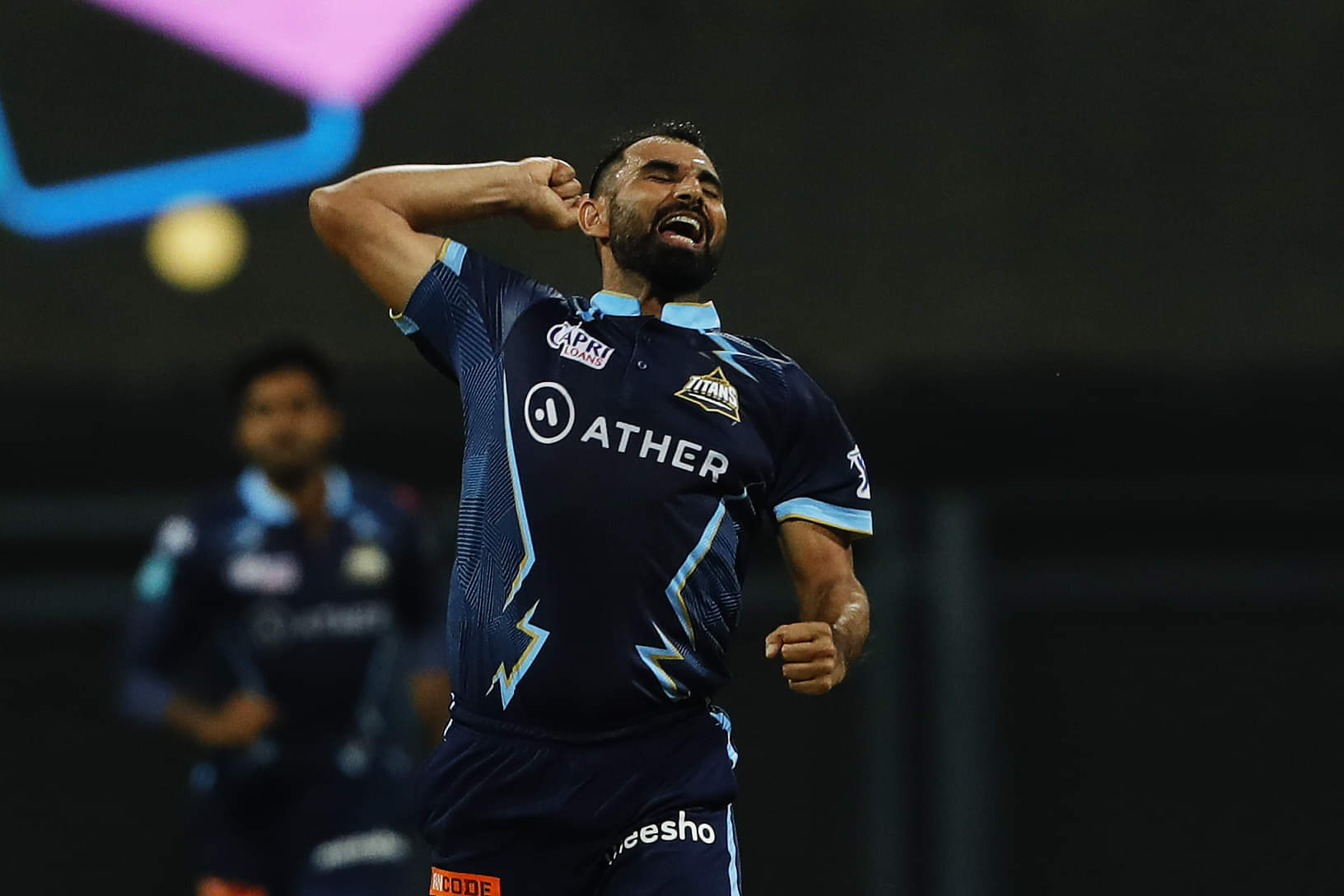 Shami leaves a reminder of his T20 potential