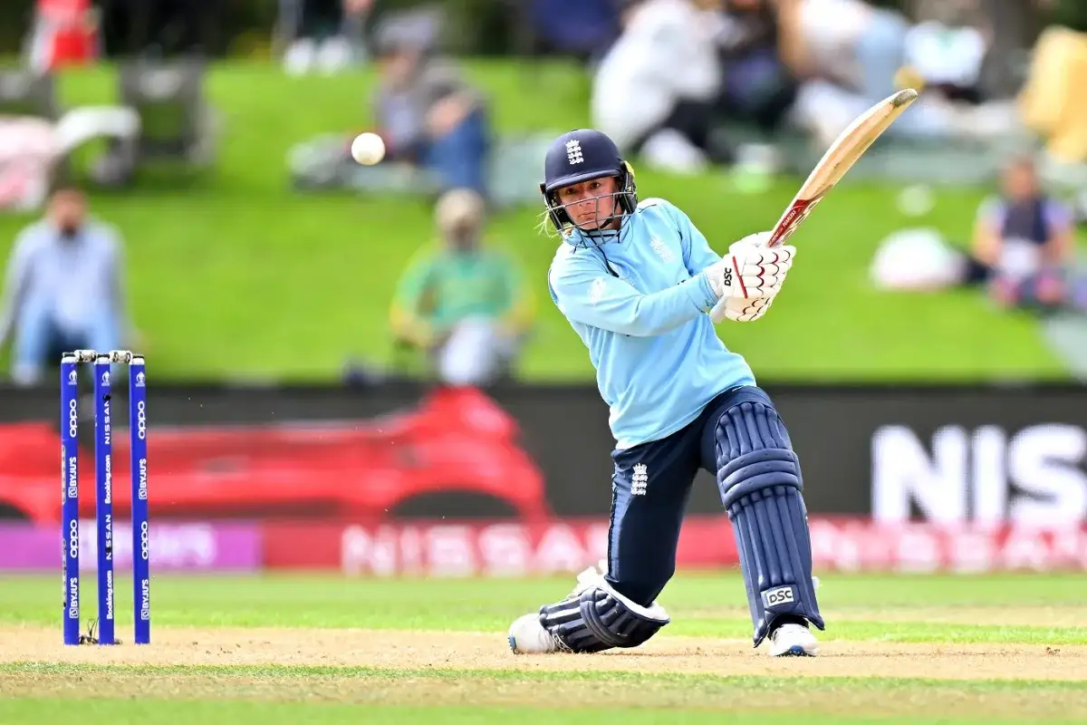 Wyatt, Ecclestone fire England to another World Cup final