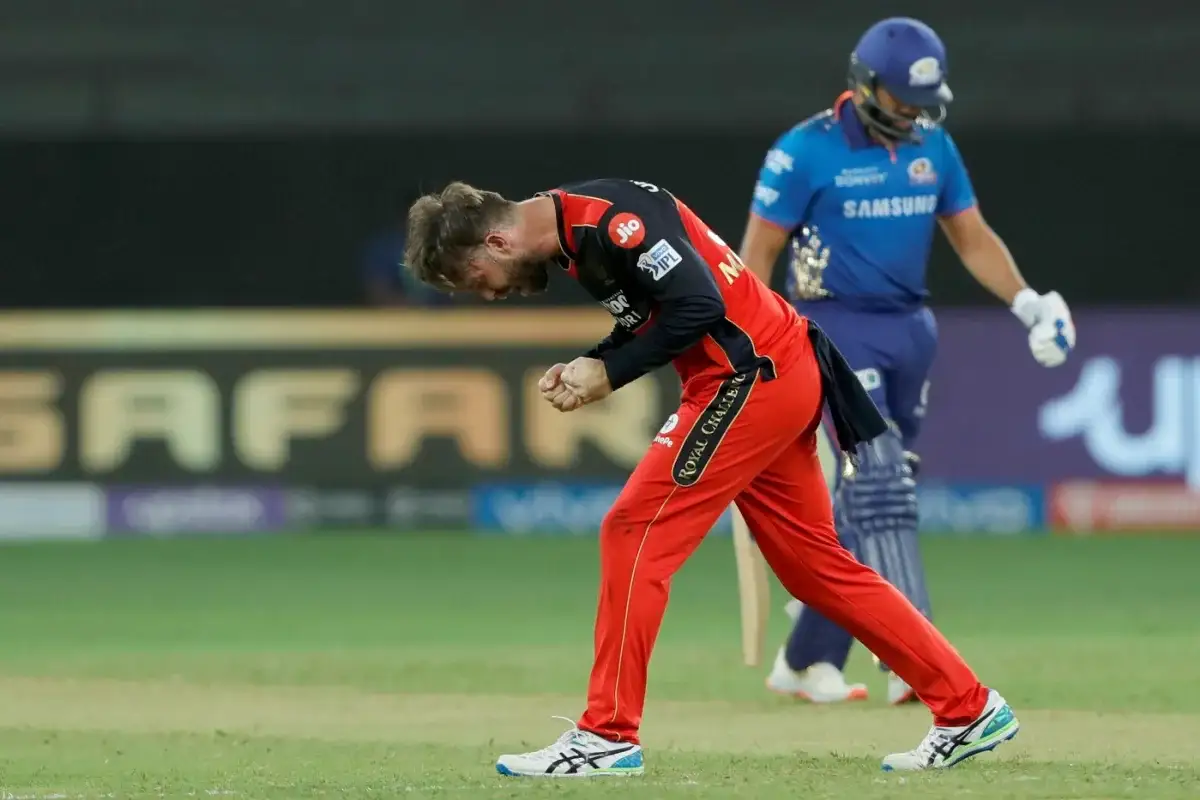 Maxwell will be available against MI on April 9: Hesson