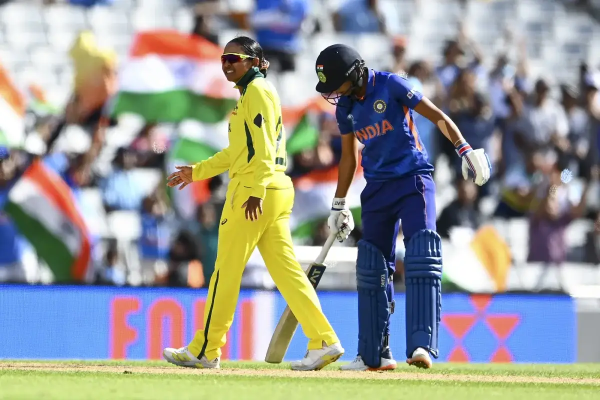 Alana King awarded Cricket Australia contract