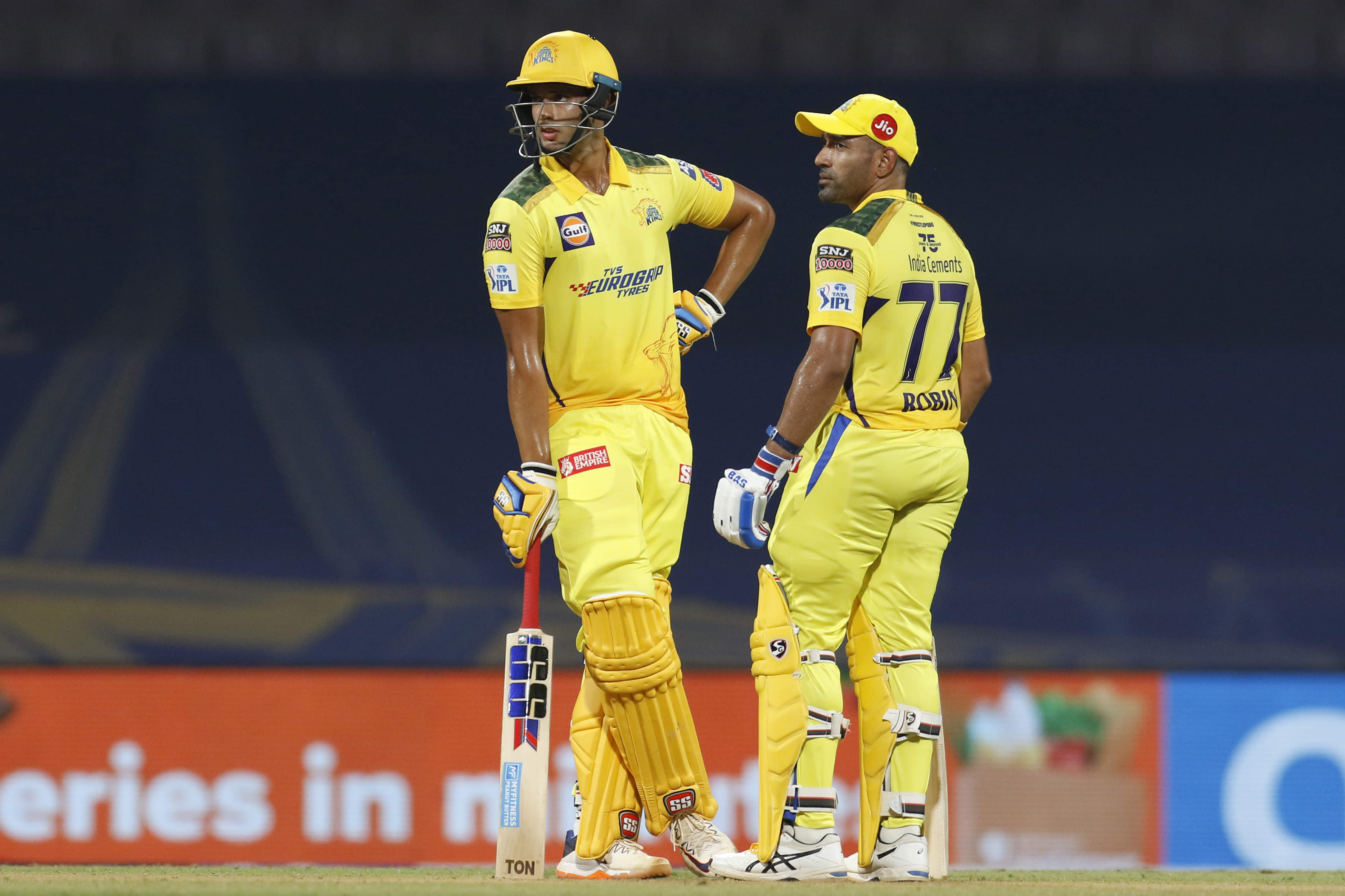CSK score 150+ runs in the last 10 as Uthappa-Dube record the highest 3rd wicket stand