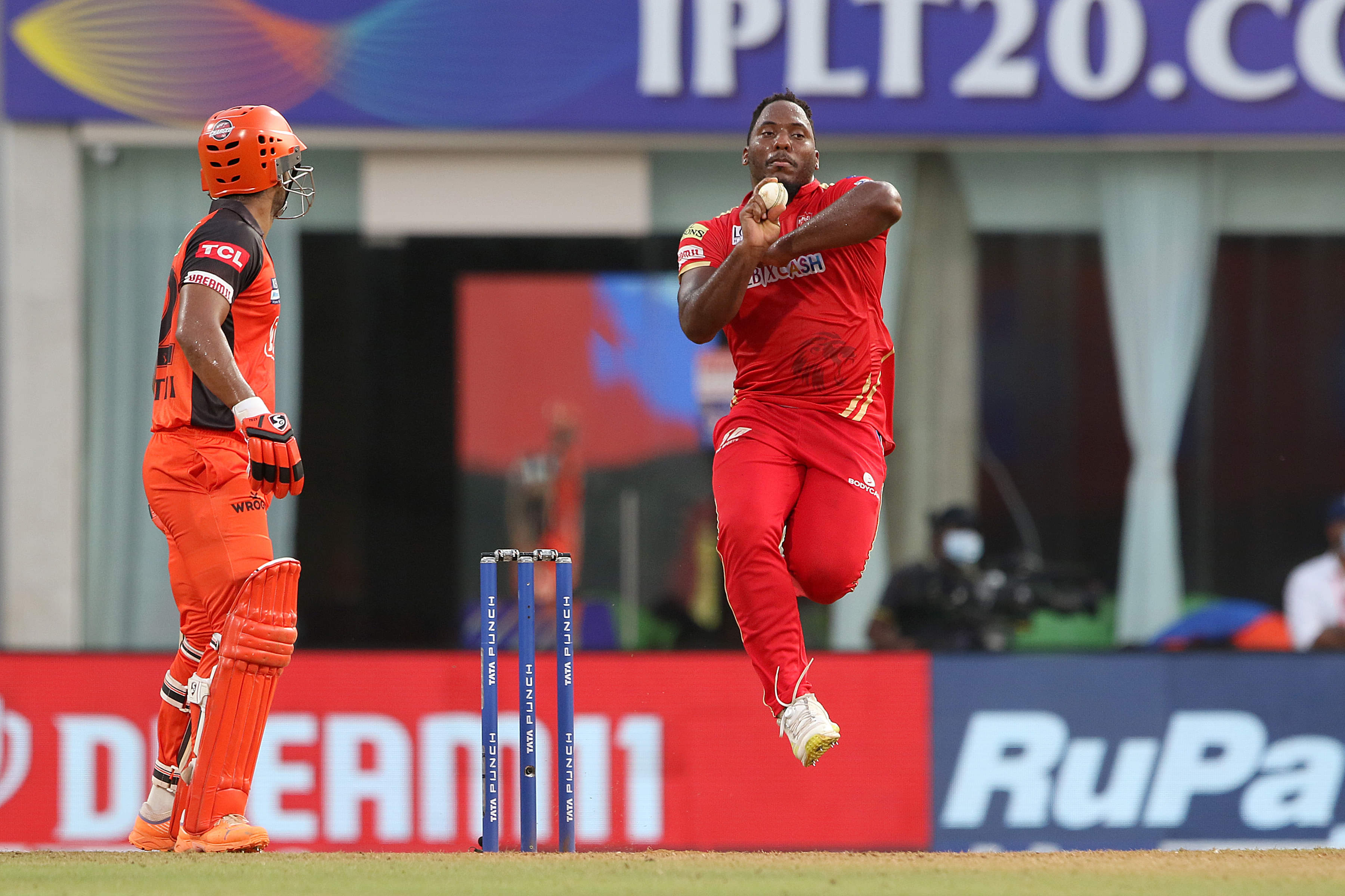 The time is ripe to give Rajapaksa a chance ahead of Odean Smith: Graeme Smith