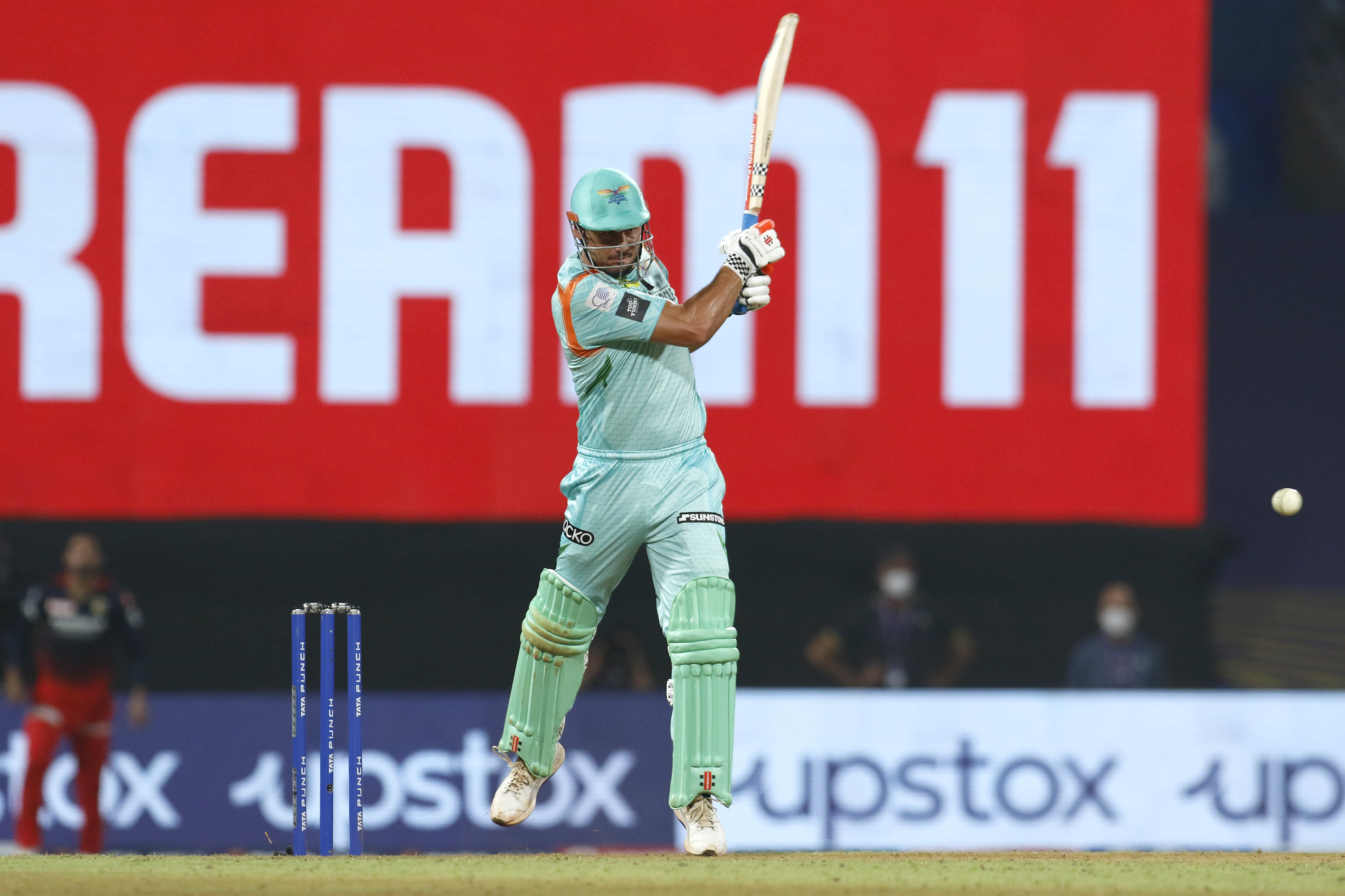 Rahul, Stoinis reprimanded for Code of Conduct breach against RCB