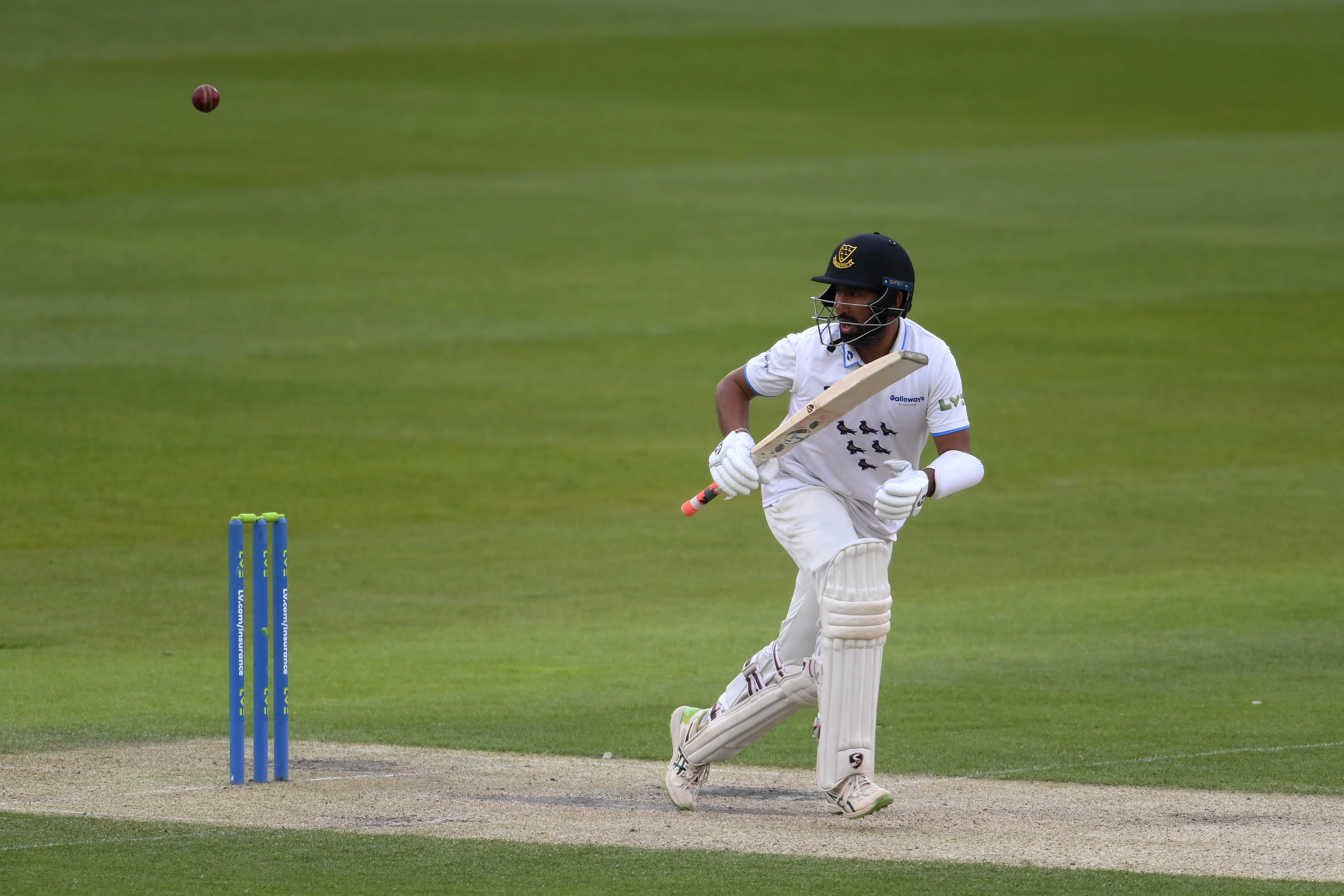 "Cheteshwar has got his 'flow' back with better match practice"