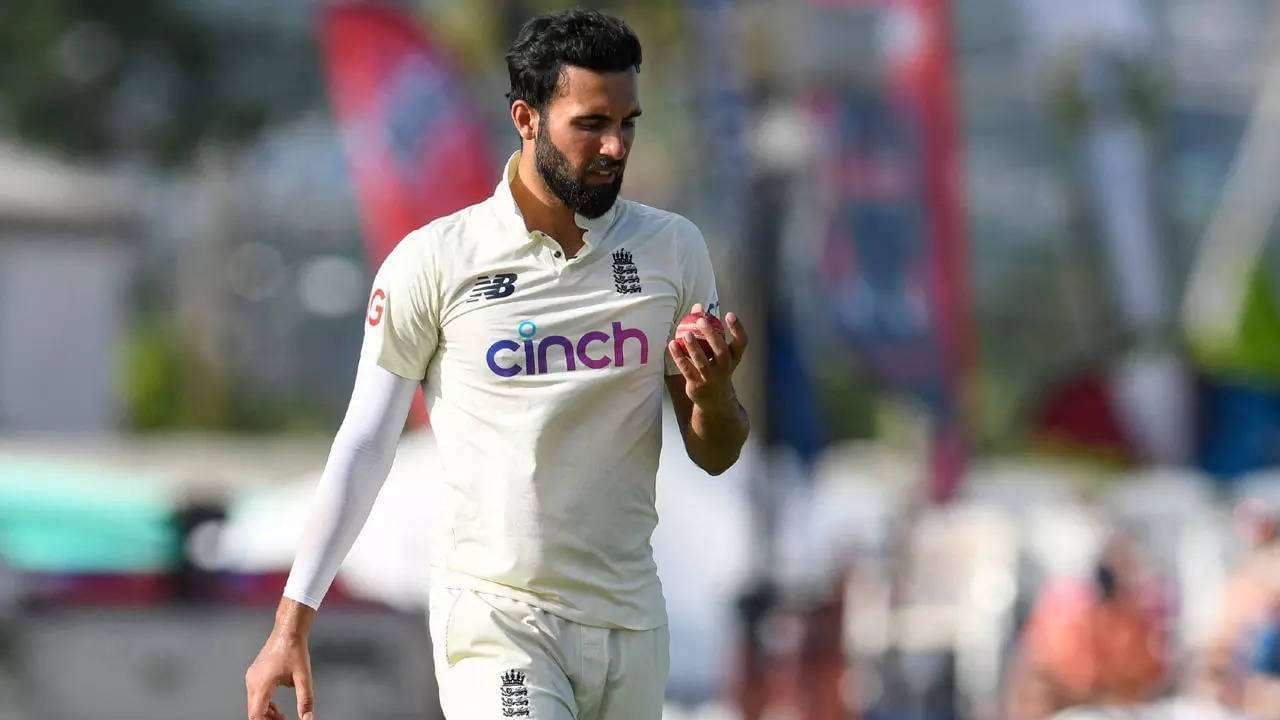England bowler Mahmood ruled out for rest of season