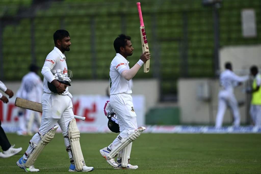 Bangladesh start strongly with Liton, Mushfiqur tons 